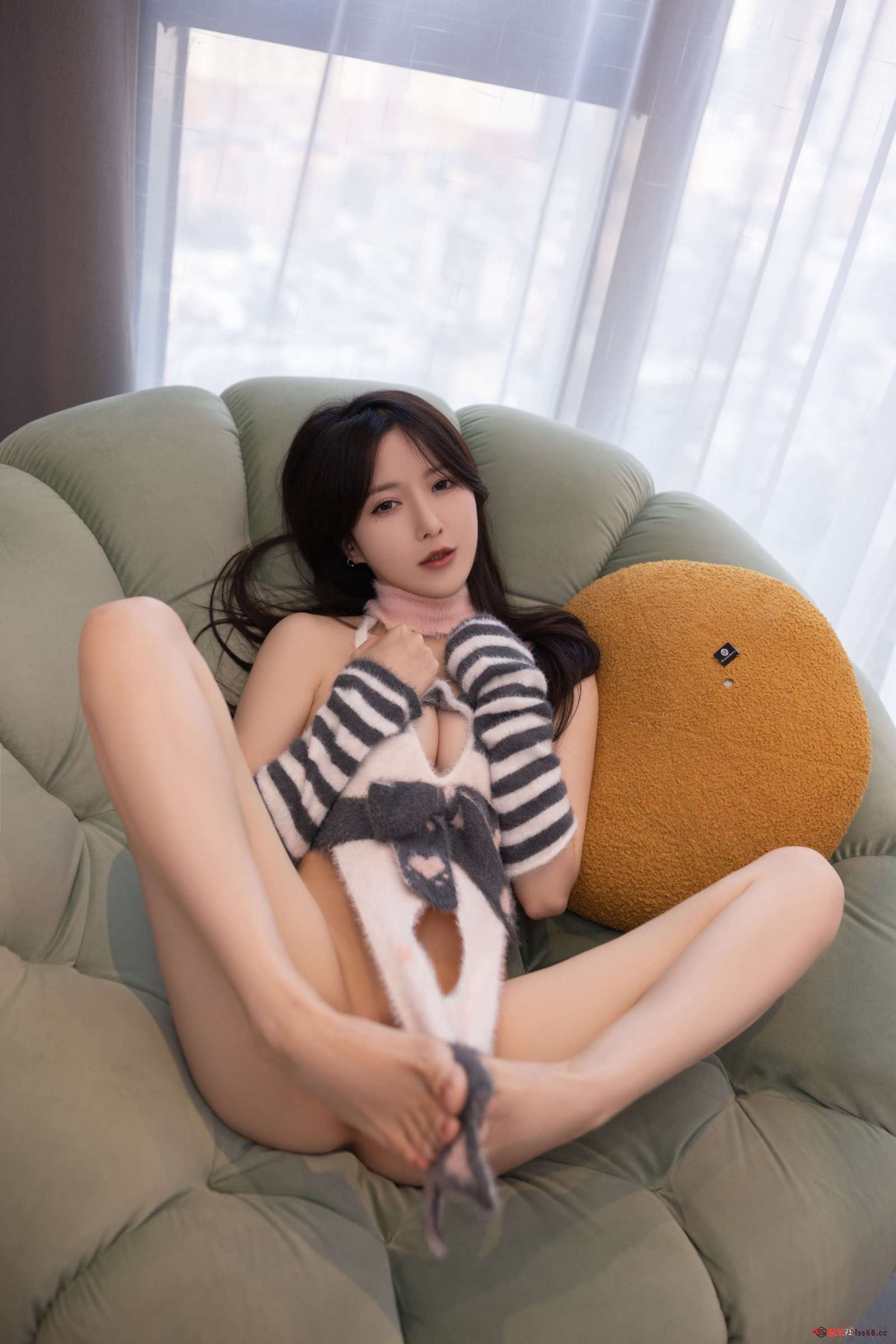 https://www.lss77.com/wp-content/uploads/2023/02/1676879919-b34f33d0bc25185-1600x2400.jpg