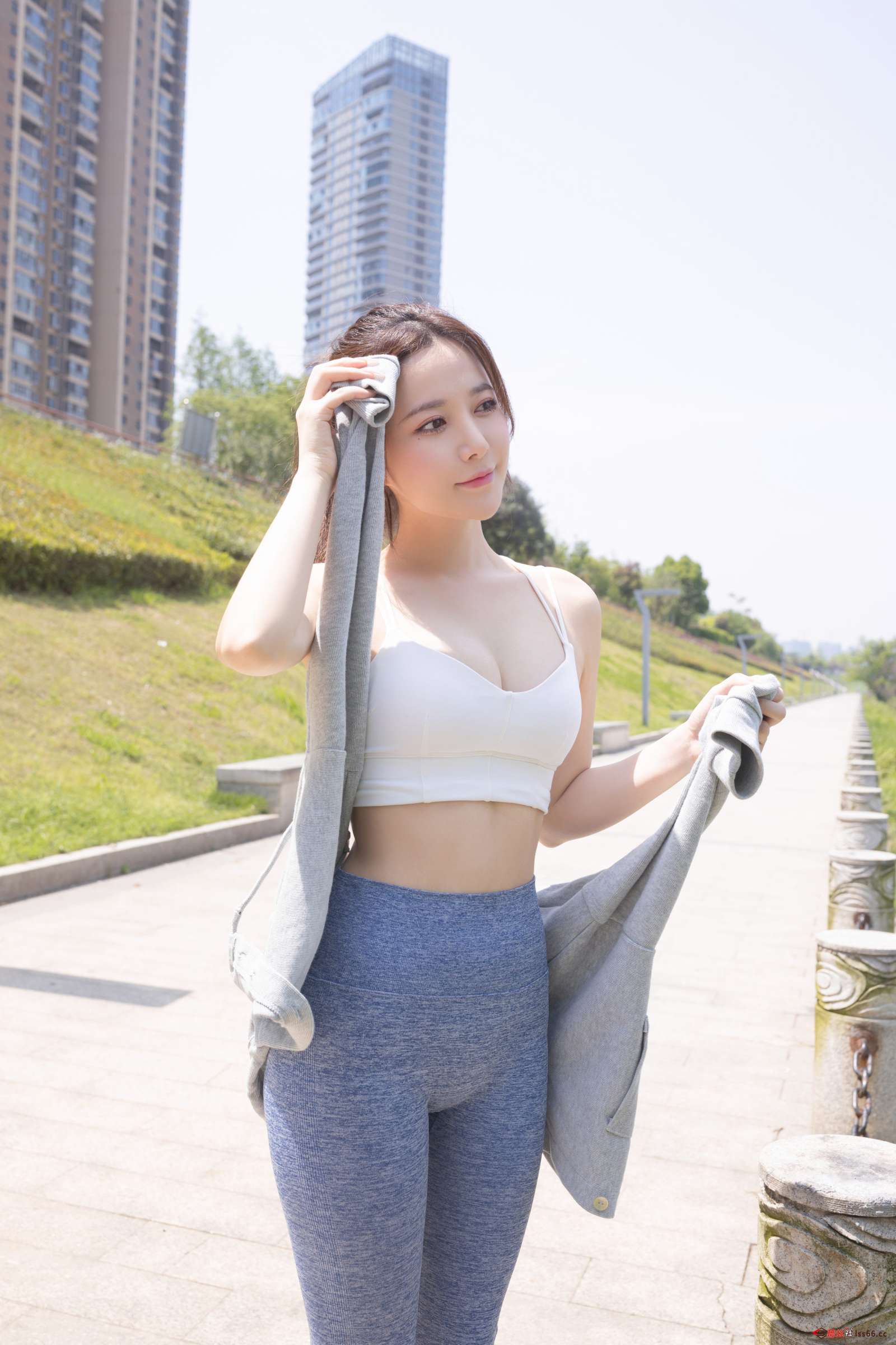 https://www.lss77.com/wp-content/uploads/2023/02/1676978795-e88a49bccde359f-1600x2400.jpg