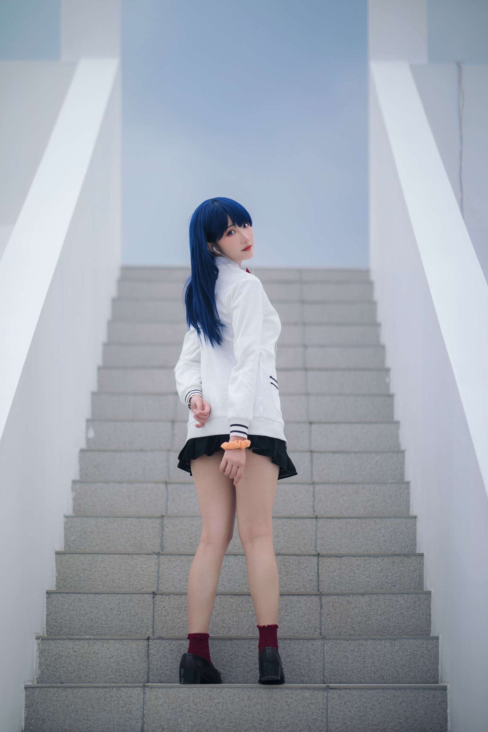 https://www.lss77.com/wp-content/uploads/2023/02/1677262090-e88a49bccde359f-1600x2400.jpg