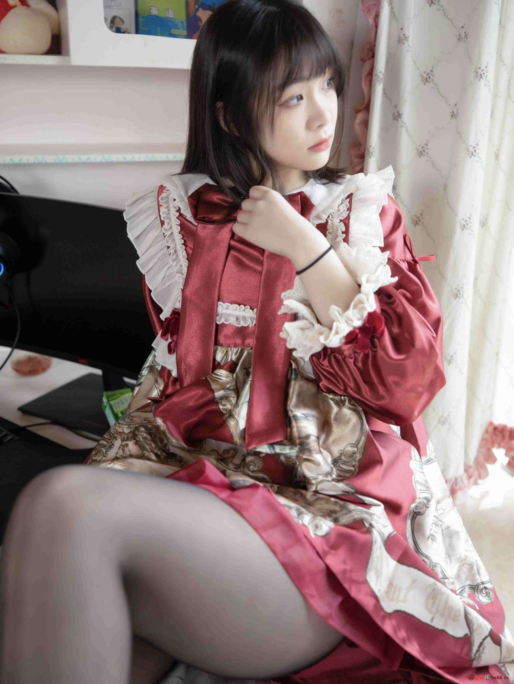https://www.lss77.com/wp-content/uploads/2023/02/1677387376-2618045a3a5fc88-1803x2400.jpg