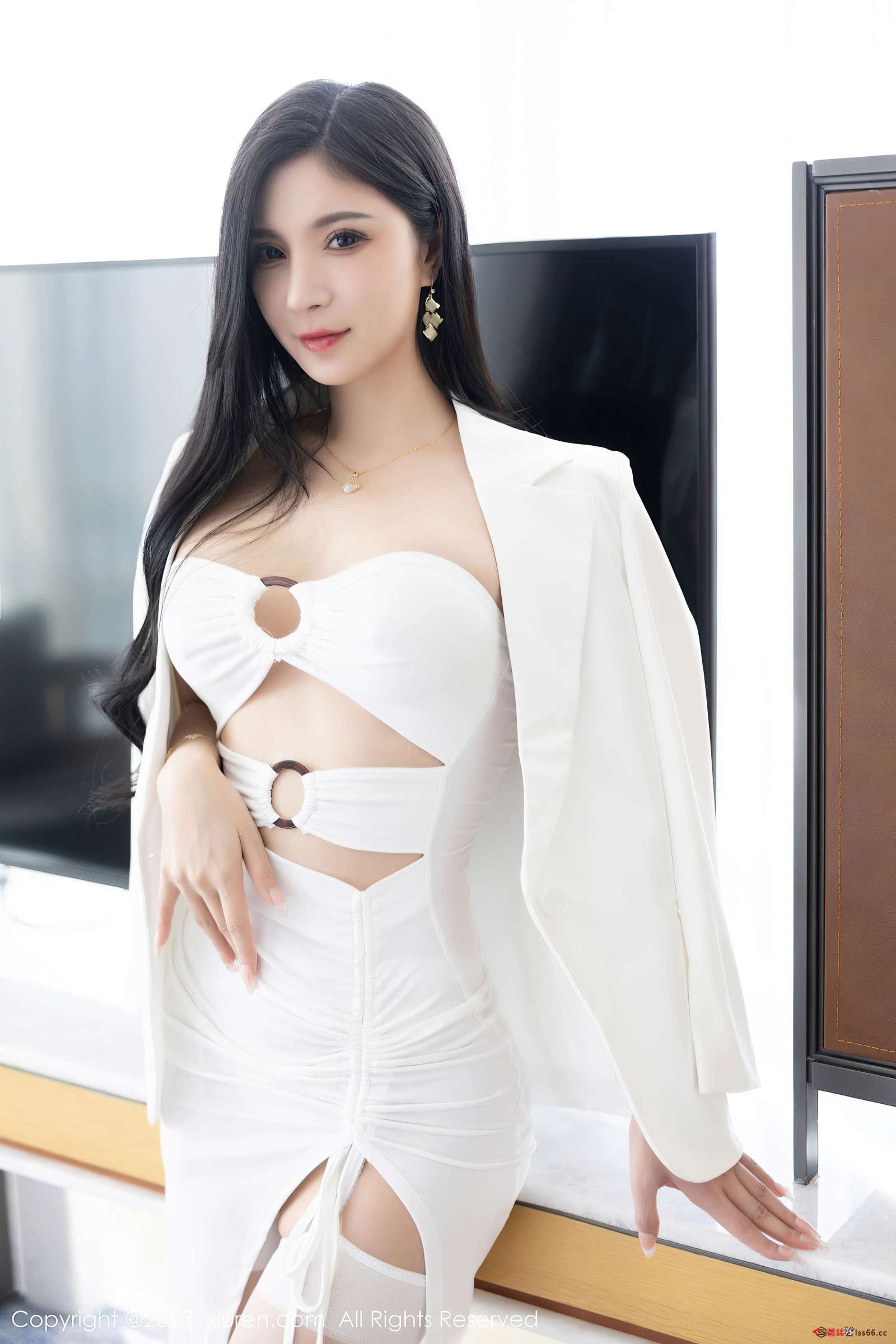 https://www.lss77.com/wp-content/uploads/2023/03/1677649021-fcd04e26e900e94-1600x2400.jpg
