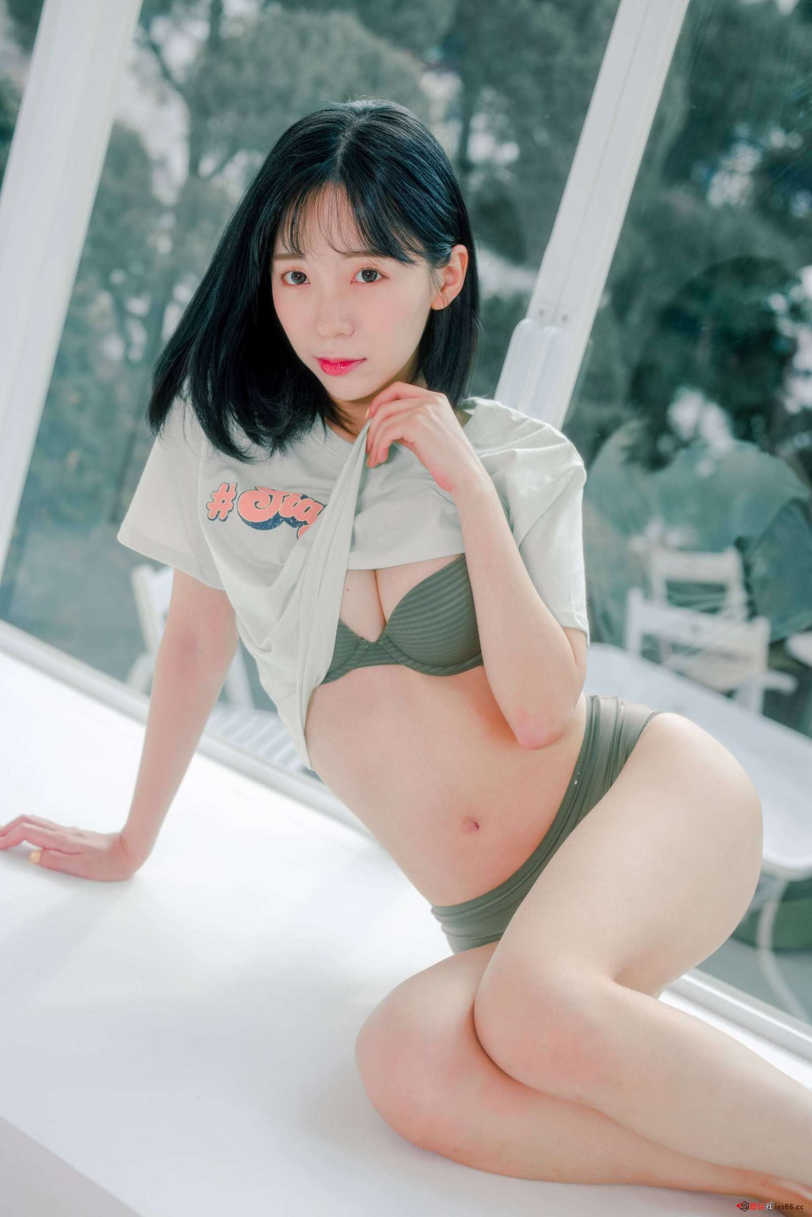https://www.lss77.com/wp-content/uploads/2023/03/1677696427-5c7d5705ab73466-1601x2400.jpg