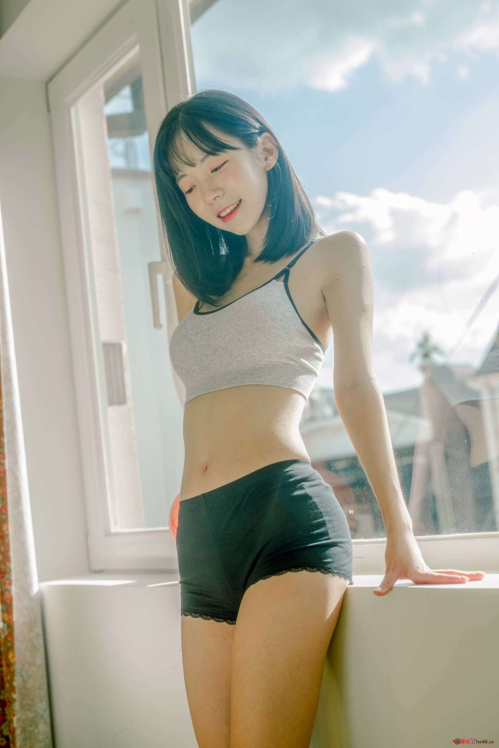 https://www.lss77.com/wp-content/uploads/2023/03/1677696773-b34f33d0bc25185-1601x2400.jpg