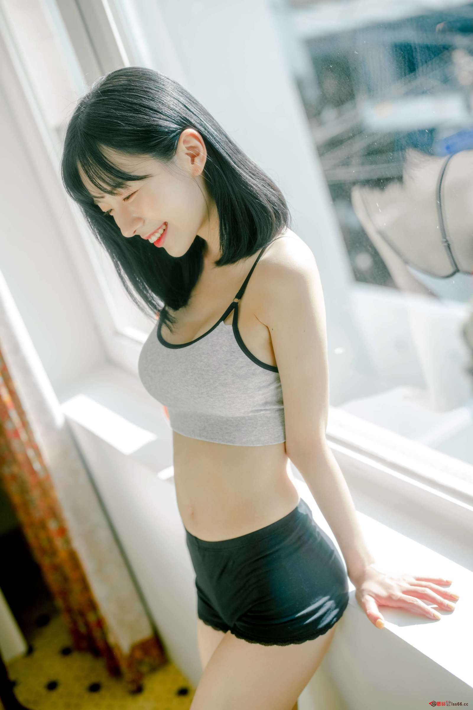 https://www.lss77.com/wp-content/uploads/2023/03/1677696826-a7228a7d885a3f0-1601x2400.jpg