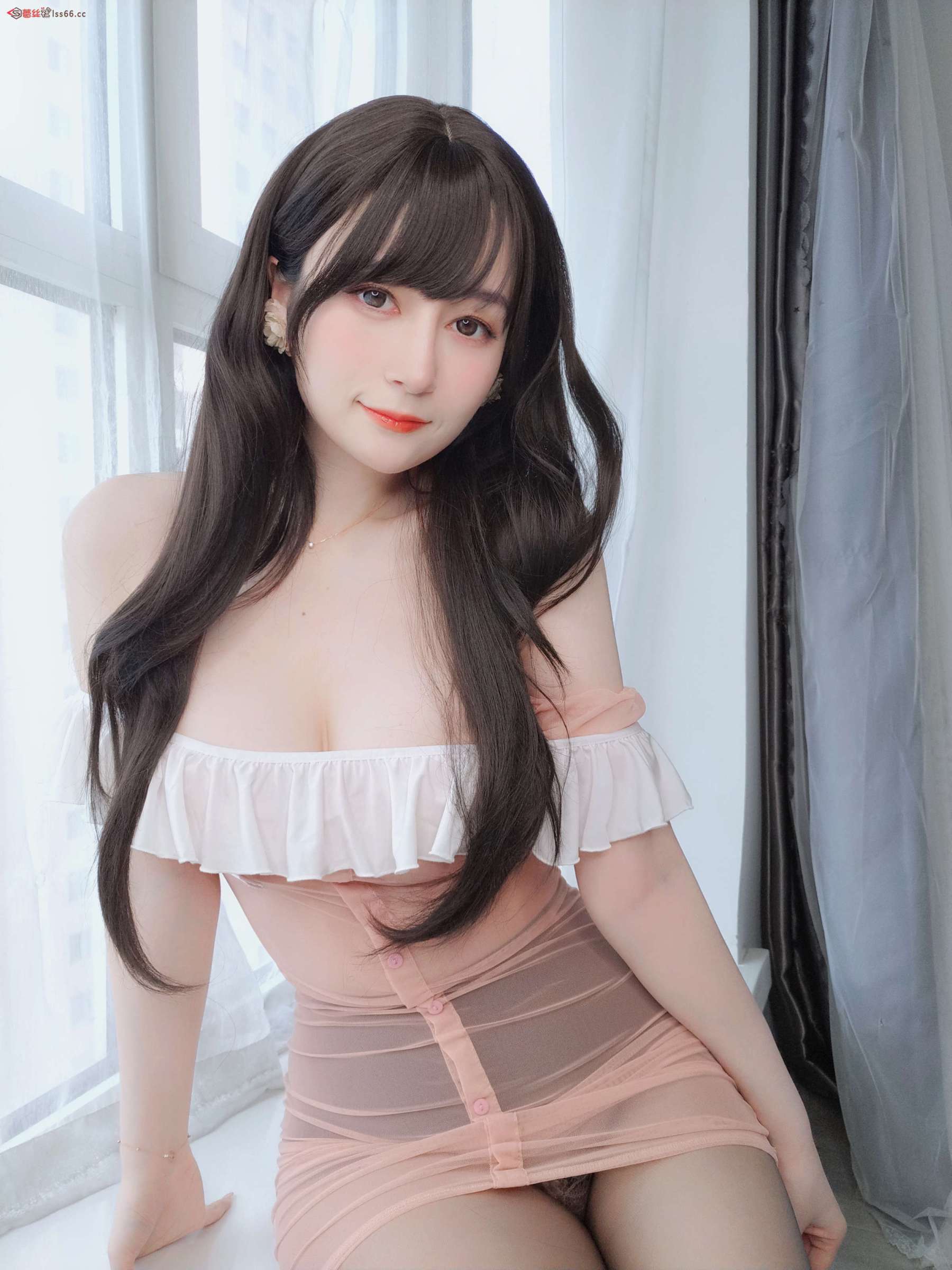 https://www.lss77.com/wp-content/uploads/2023/03/1677778322-46ba9f2a6976570-1800x2400.jpg