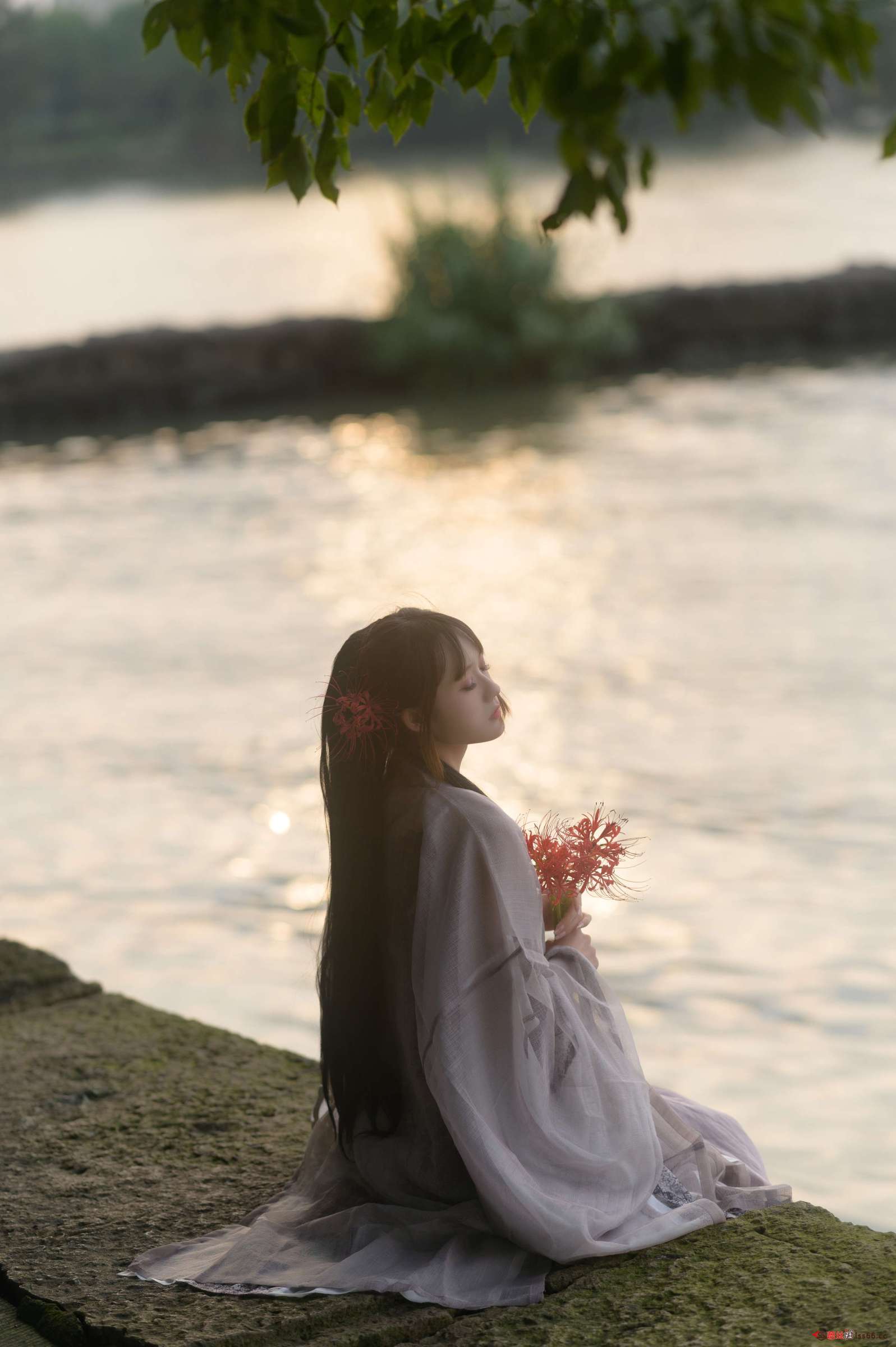 https://www.lss77.com/wp-content/uploads/2023/03/1678007509-93dd4de5cddba2c-1597x2400.jpg