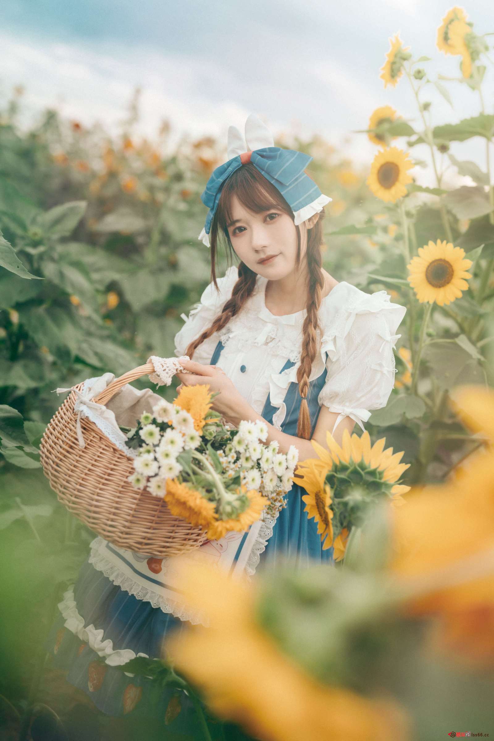 https://www.lss77.com/wp-content/uploads/2023/03/1678008037-7f5144f962efde7-1600x2400.jpg