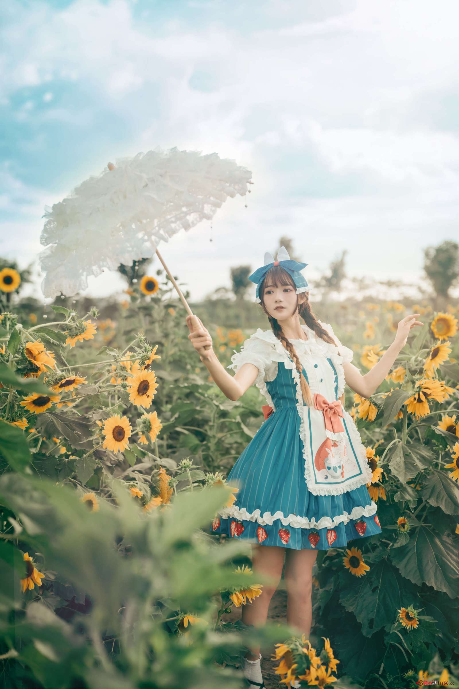 https://www.lss77.com/wp-content/uploads/2023/03/1678008113-3994f23bfb2b899-1600x2400.jpg