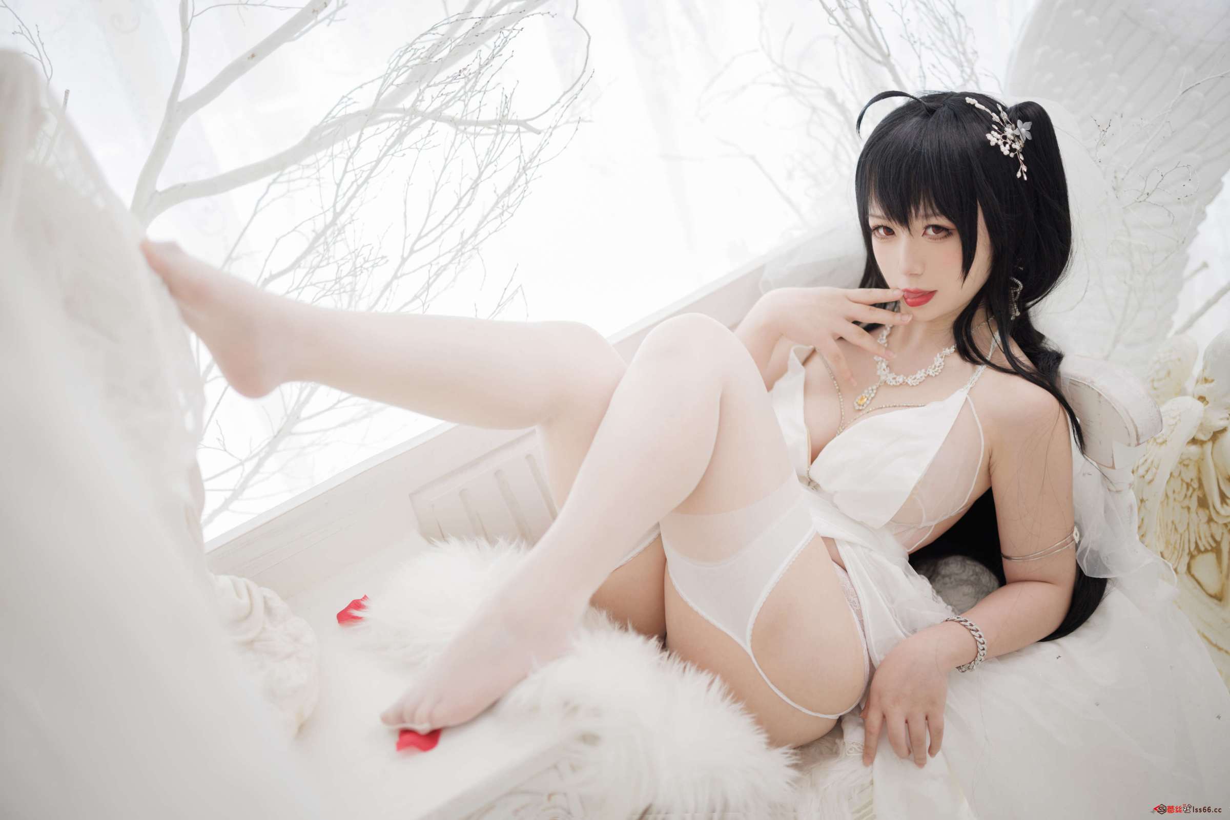 https://www.lss77.com/wp-content/uploads/2023/03/1679638485-dc5c7986daef50c-2400x1601.jpg