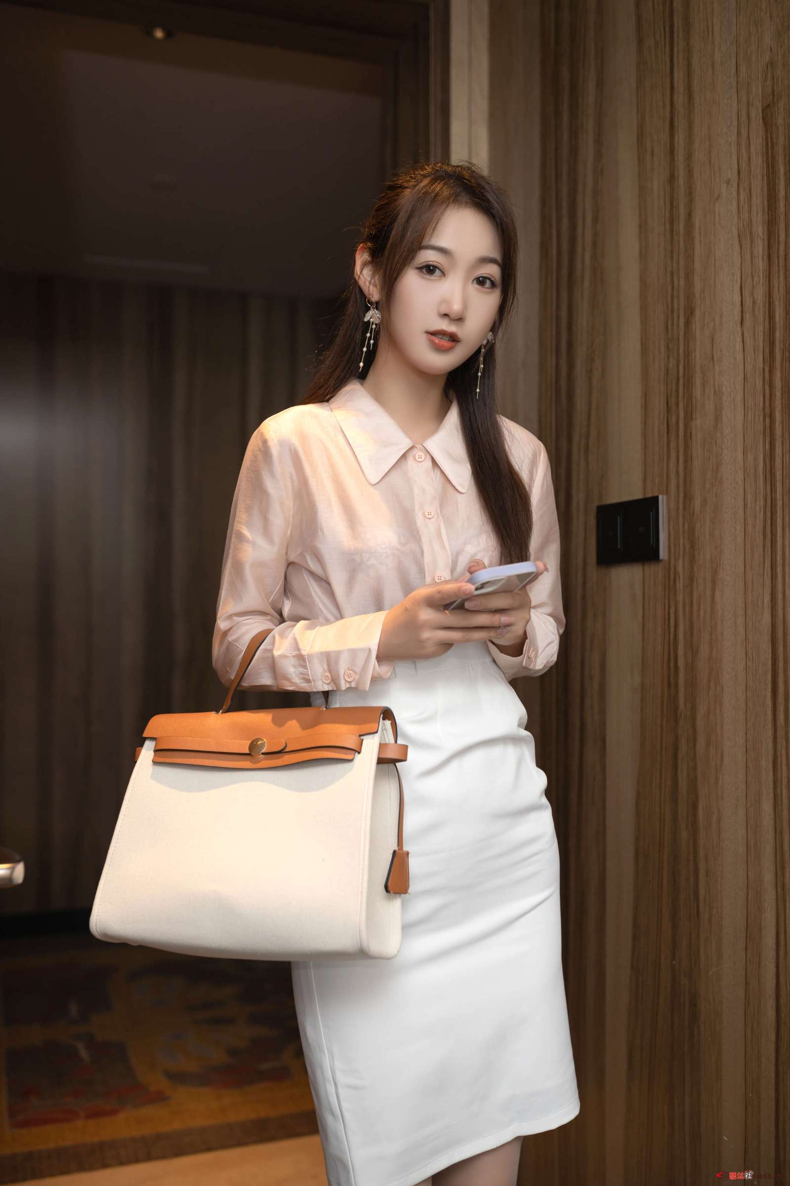 https://www.lss77.com/wp-content/uploads/2023/03/1679716881-d1f06d78c49ae2f-1600x2400.jpg