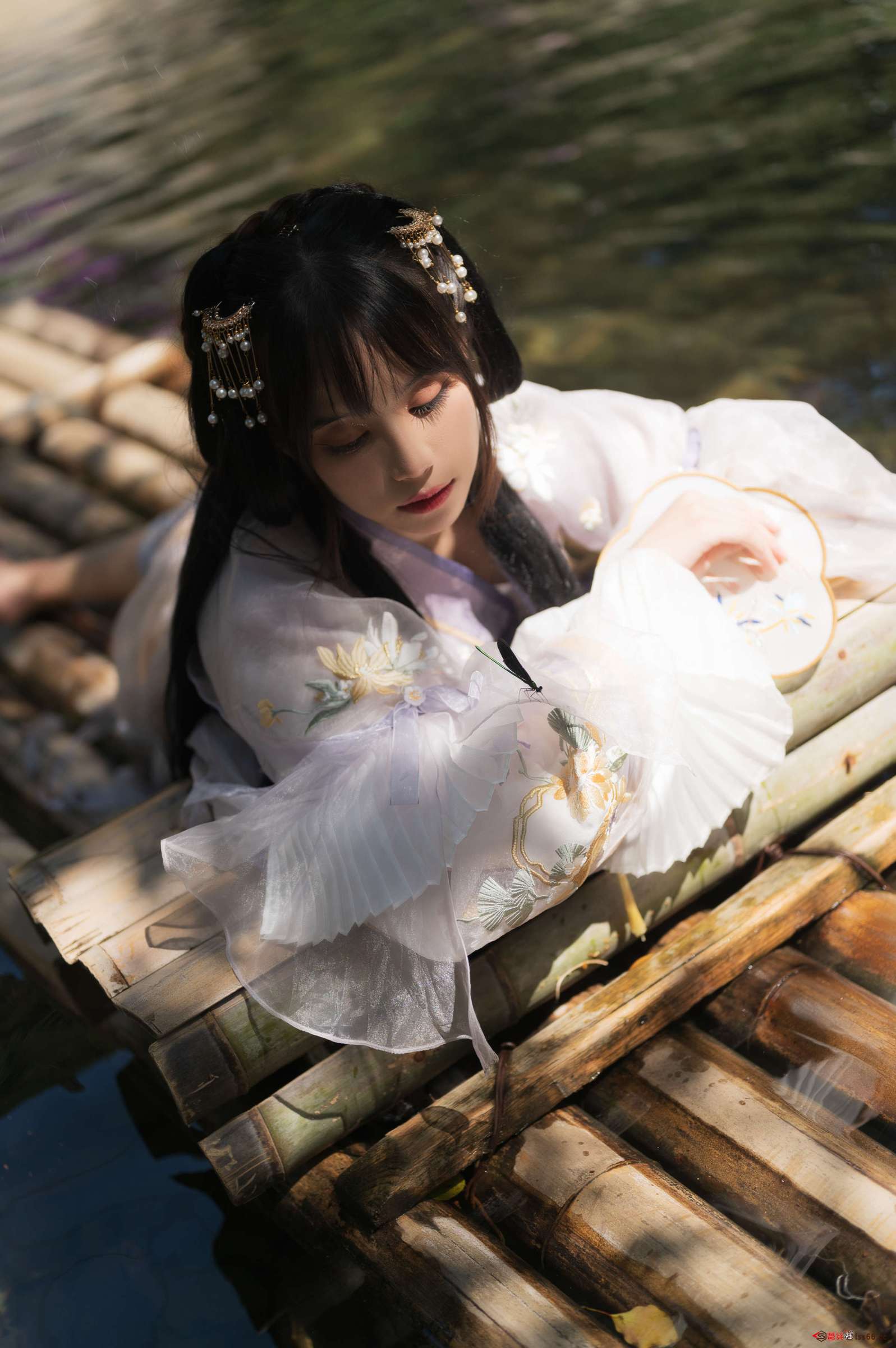 https://www.lss77.com/wp-content/uploads/2023/03/1680067475-cf2e4f52be52a8f-1597x2400.jpg