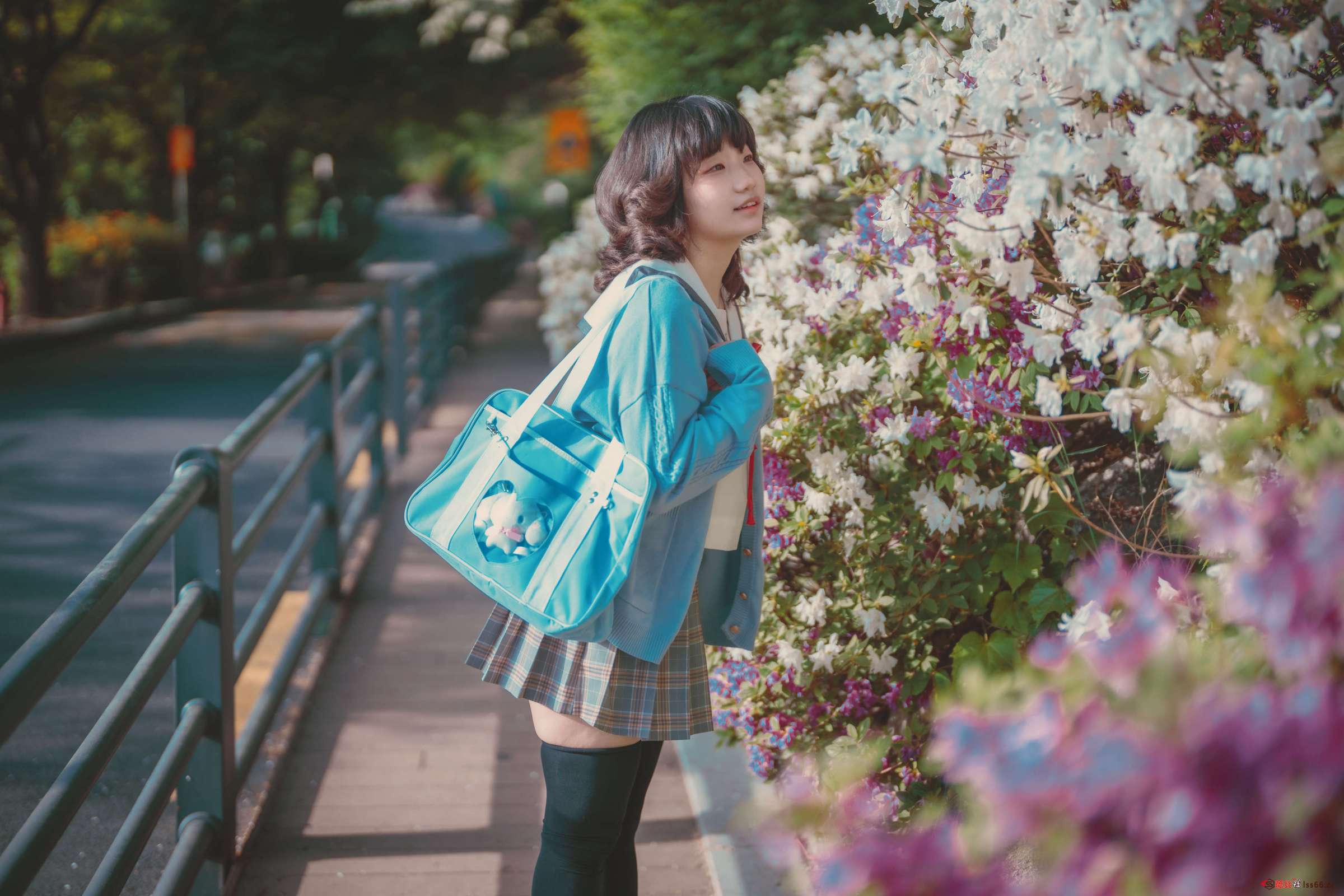 https://www.lss77.com/wp-content/uploads/2023/04/1680336098-cf2e4f52be52a8f-2400x1600.jpg