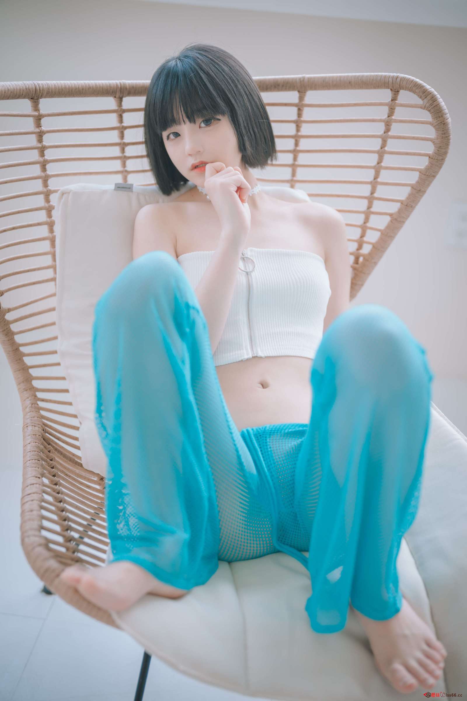 https://www.lss77.com/wp-content/uploads/2023/04/1680337010-fb8490a9504a36c-1600x2400.jpg