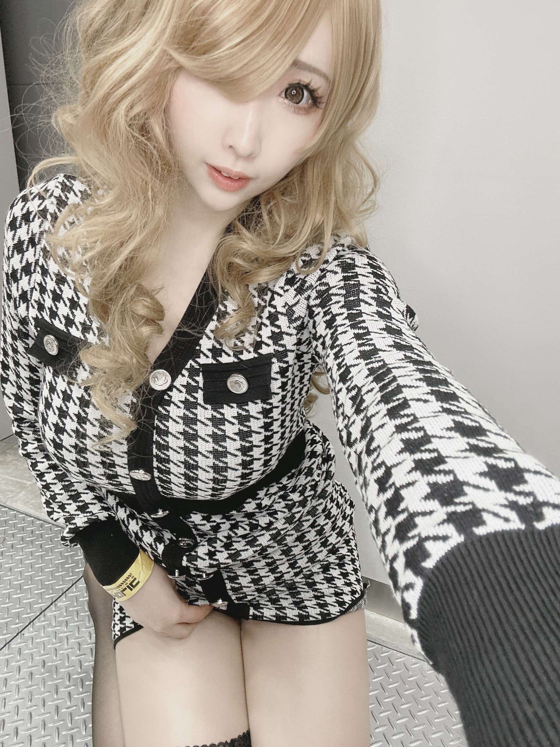 https://www.lss77.com/wp-content/uploads/2023/04/1680407647-2a452c50d7c60fb-1800x2400.jpg