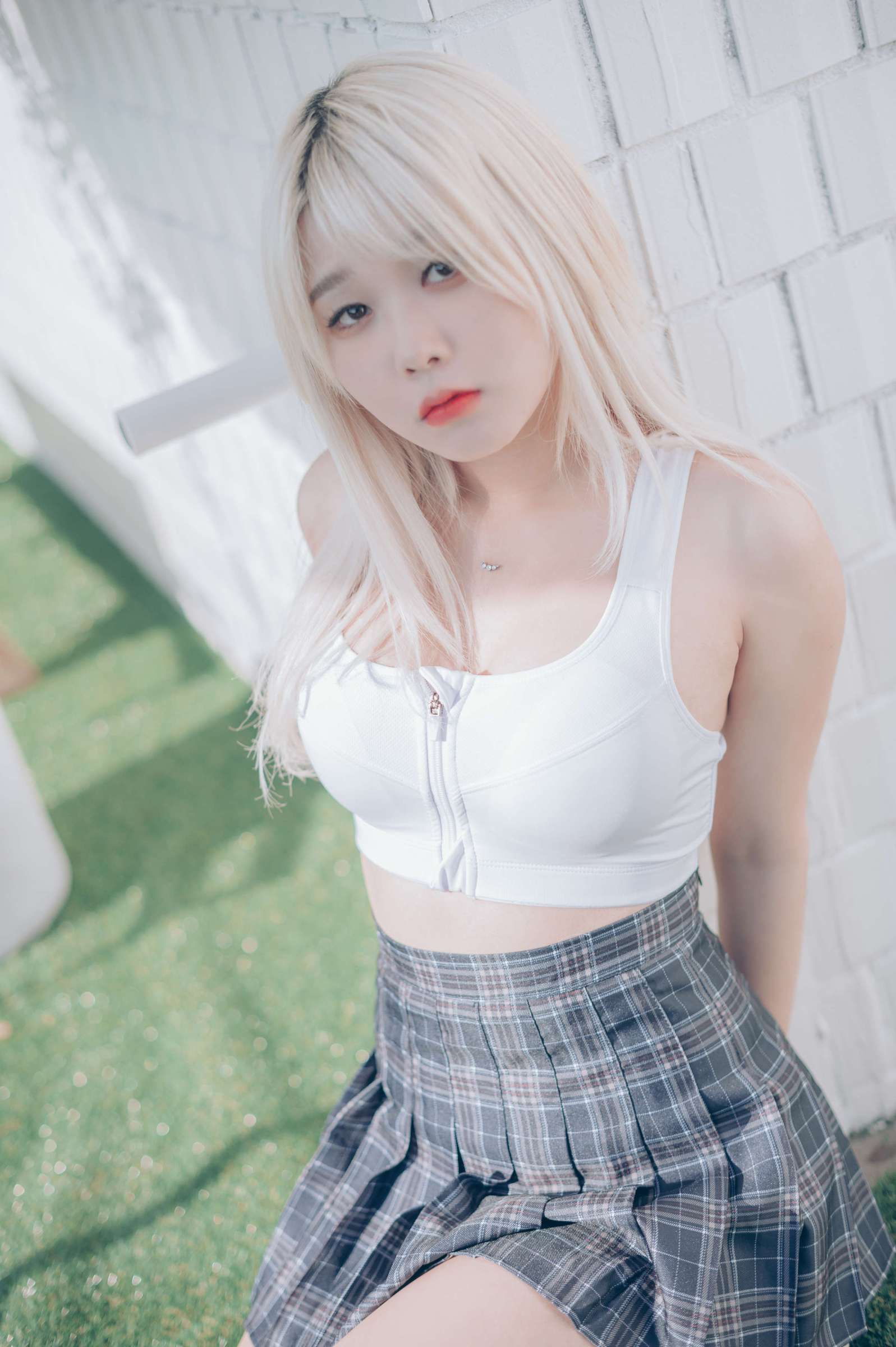 https://www.lss77.com/wp-content/uploads/2023/04/1680604559-e88a49bccde359f-1597x2400.jpg