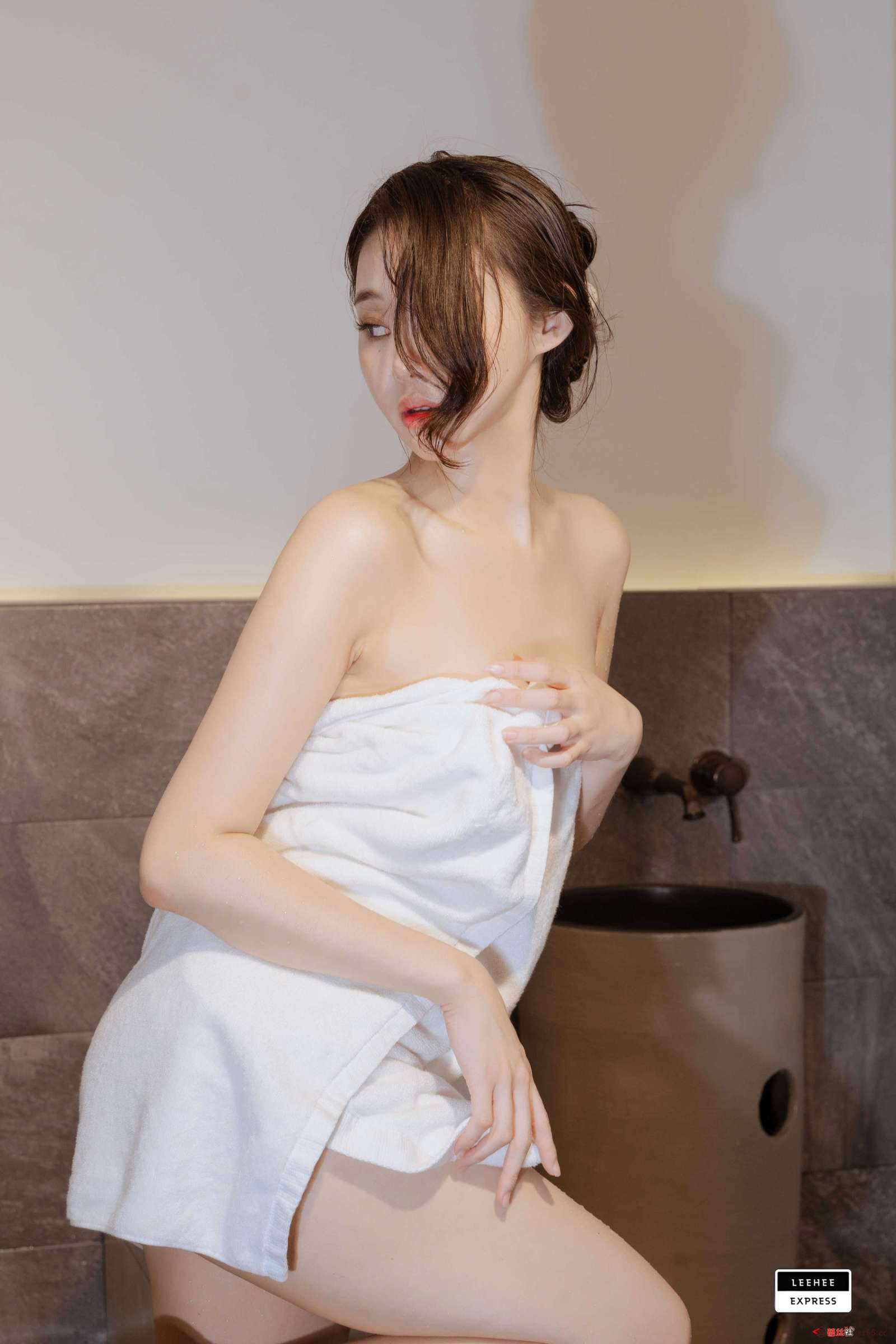 https://www.lss77.com/wp-content/uploads/2023/04/1680806220-b7923fe9afe7142-1600x2400.jpg