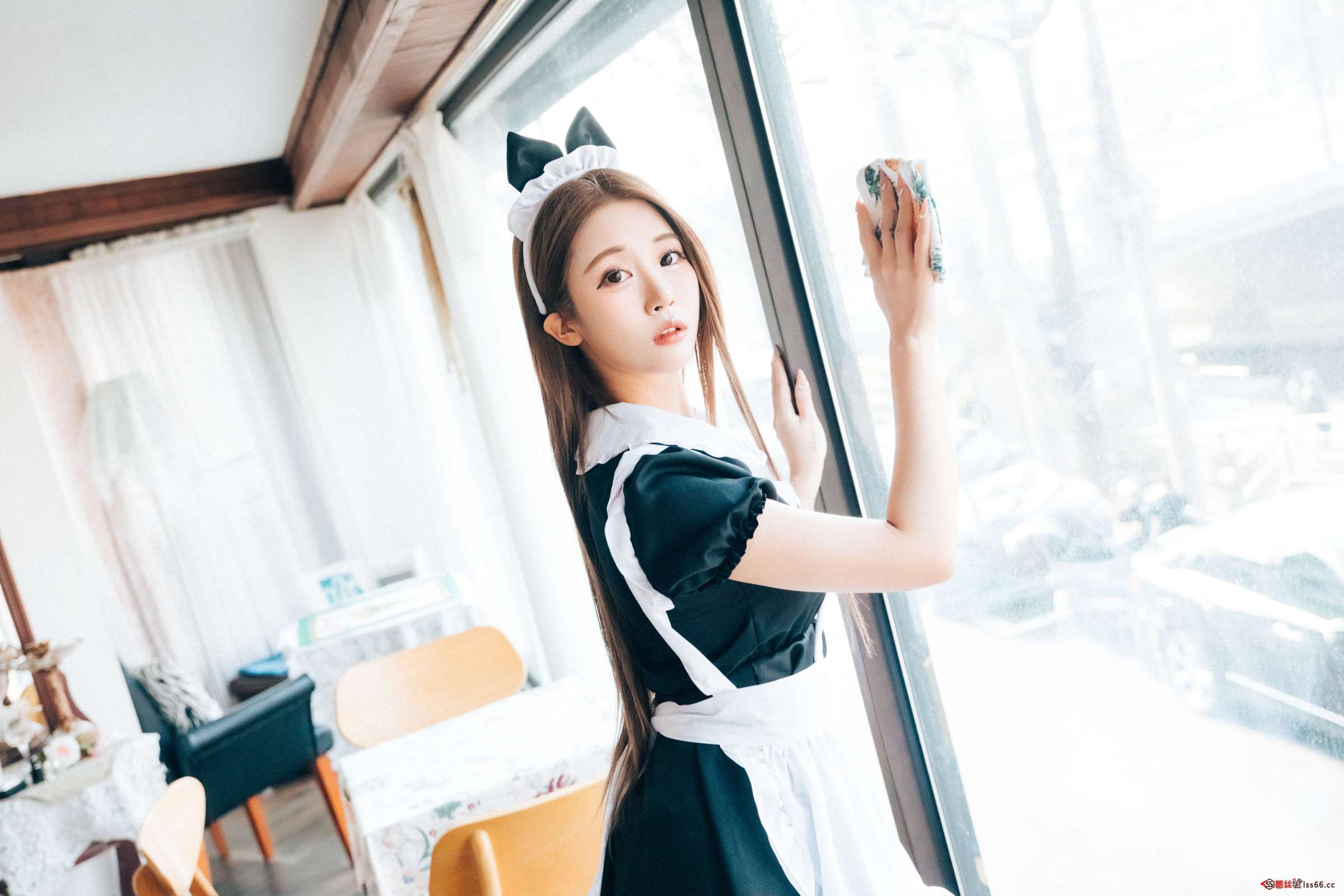 https://www.lss77.com/wp-content/uploads/2023/04/1681073536-fb8490a9504a36c-2400x1600.jpg