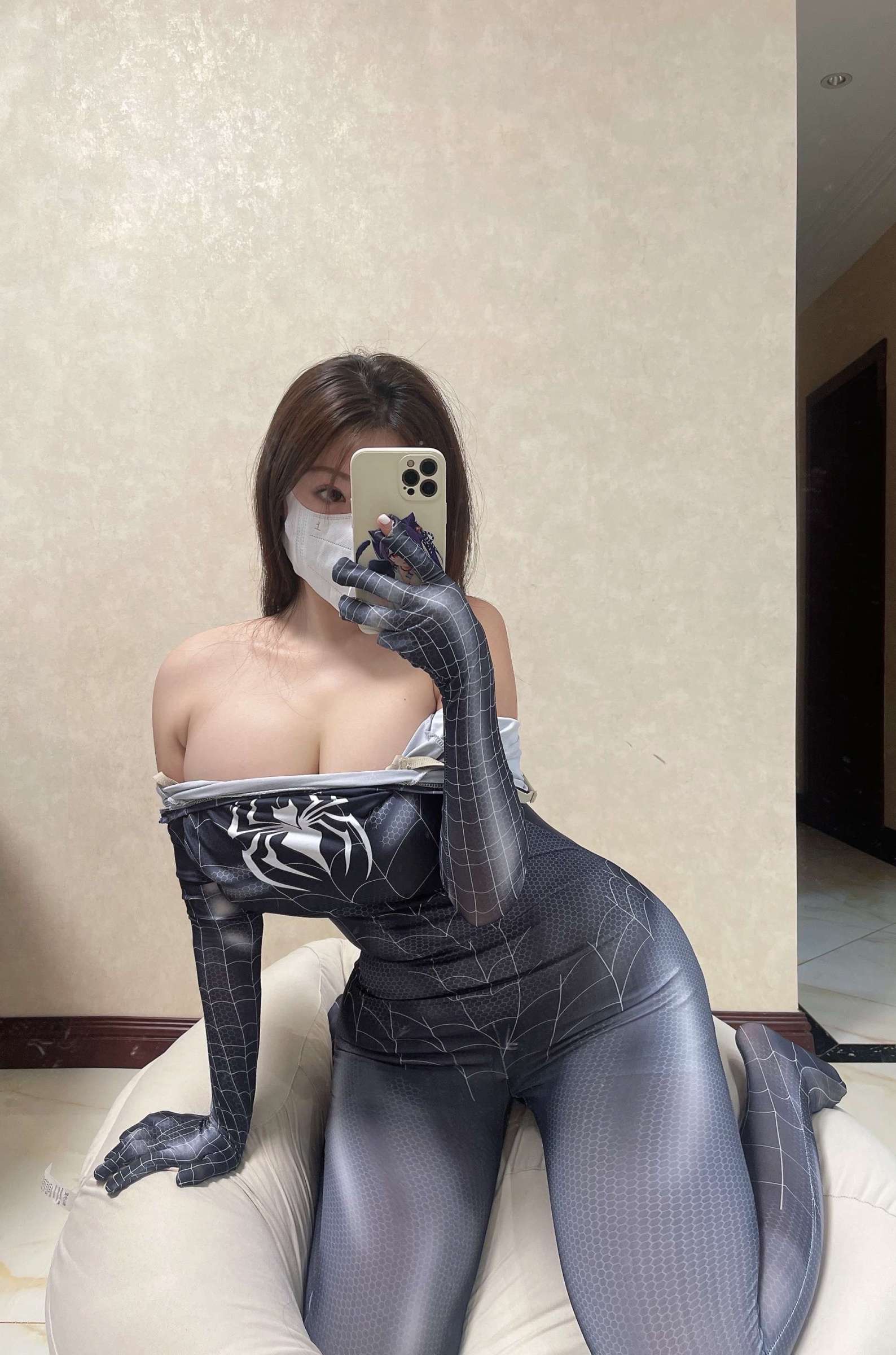 https://www.lss77.com/wp-content/uploads/2023/04/1681283526-c4de9fe96832a87-1588x2400.jpg