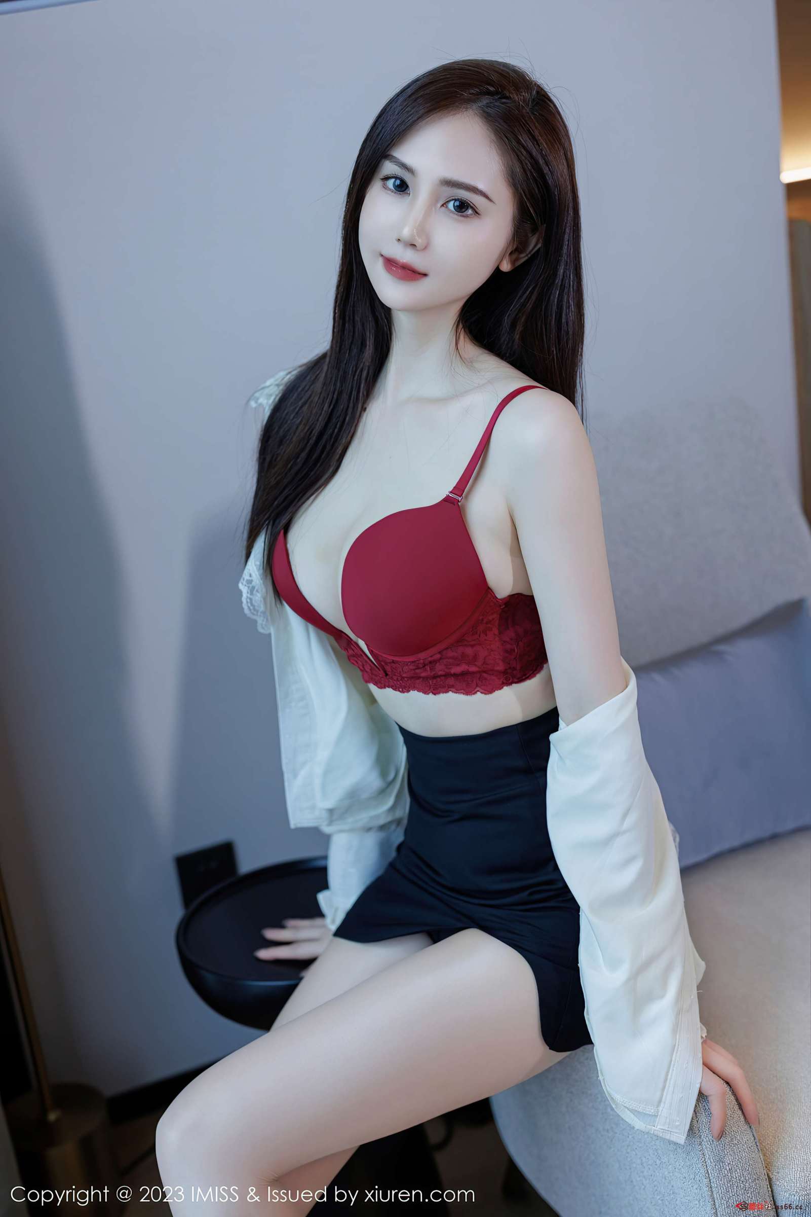 https://www.lss77.com/wp-content/uploads/2023/04/1681468918-ed0a75eeb69b34d-1601x2400.jpg