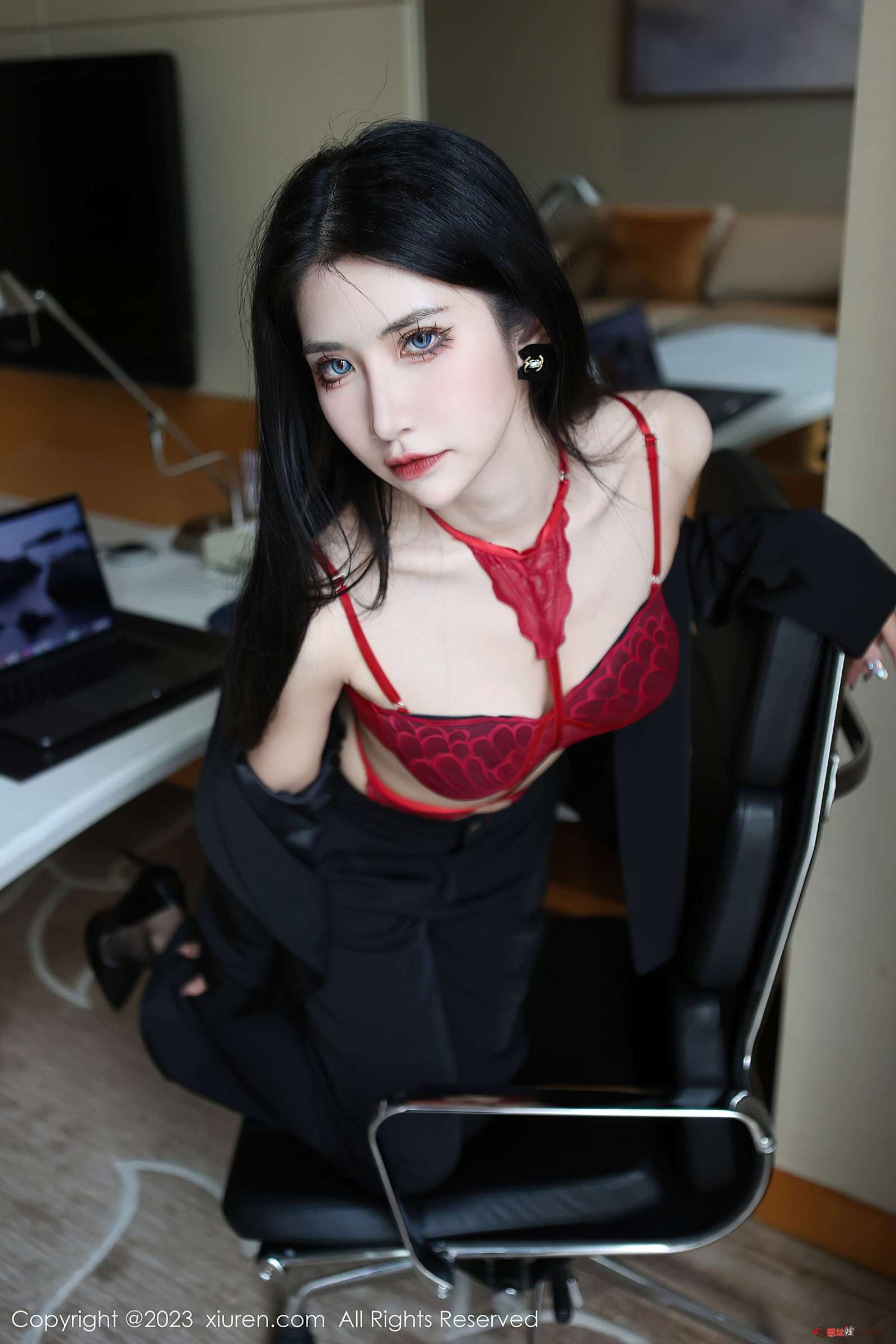 https://www.lss77.com/wp-content/uploads/2023/04/1681469033-0e0b24fc303d2b3-1600x2400.jpg