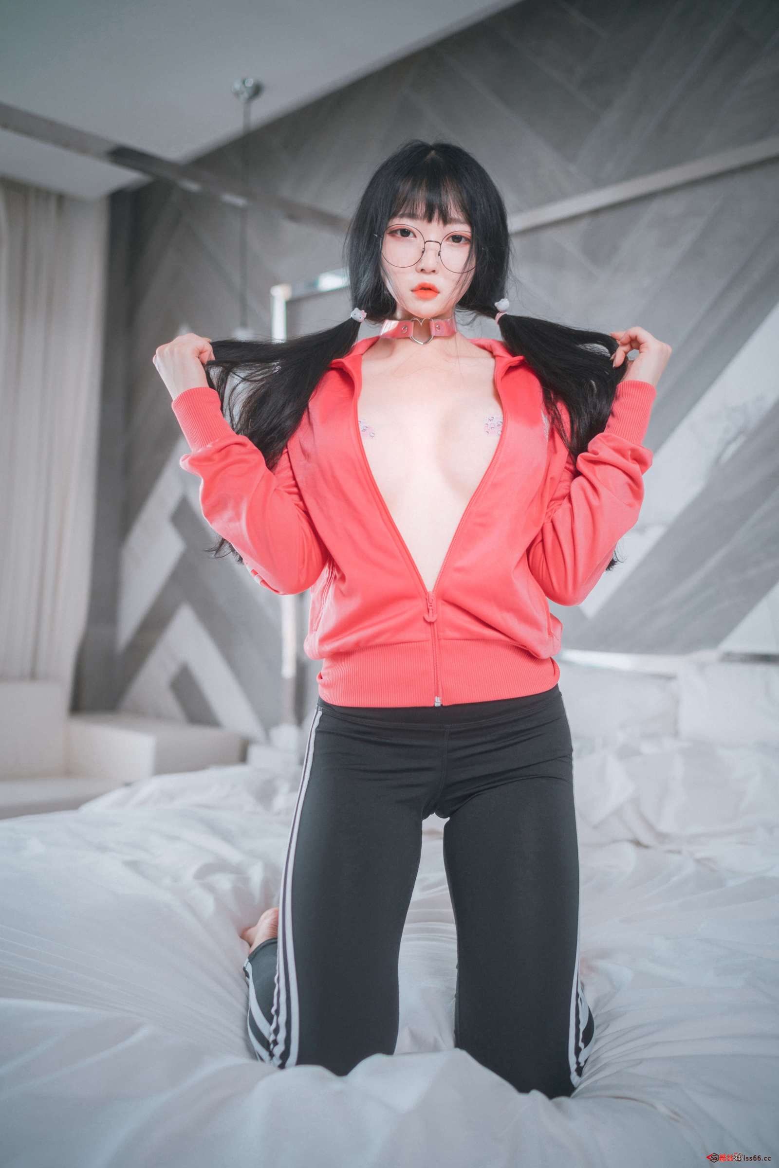 https://www.lss77.com/wp-content/uploads/2023/04/1681933806-7658d0d2112eb26-1600x2400.jpg