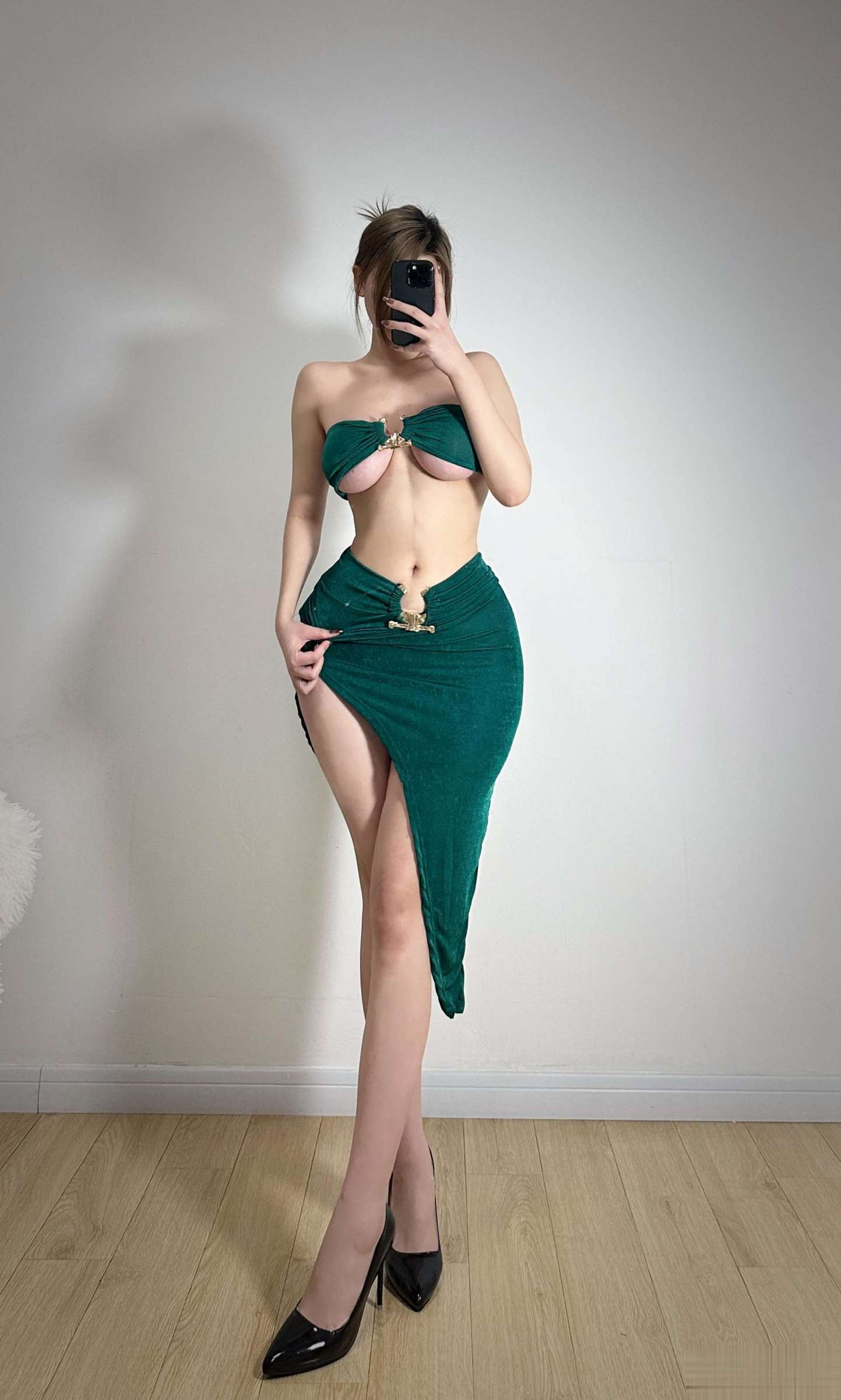 https://www.lss77.com/wp-content/uploads/2023/04/1682099451-93dd4de5cddba2c-1443x2400.jpg