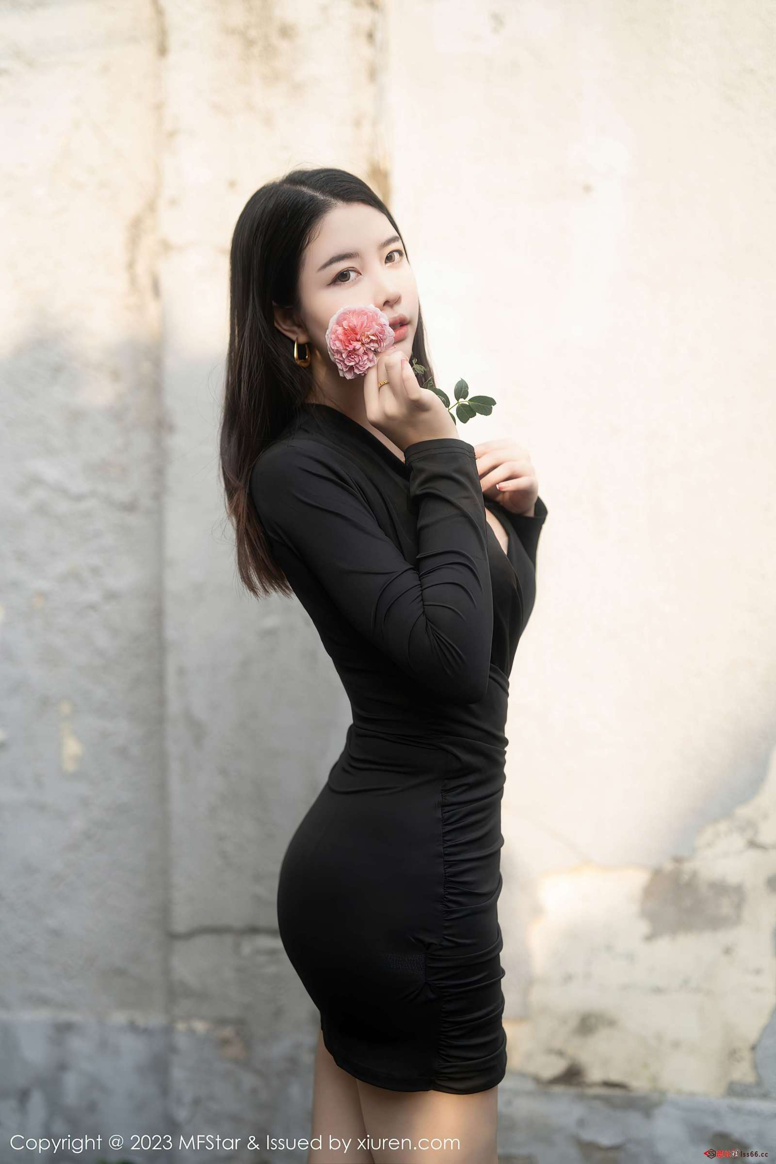 https://www.lss77.com/wp-content/uploads/2023/04/1682191646-29150bb2319c182-1600x2400.jpg