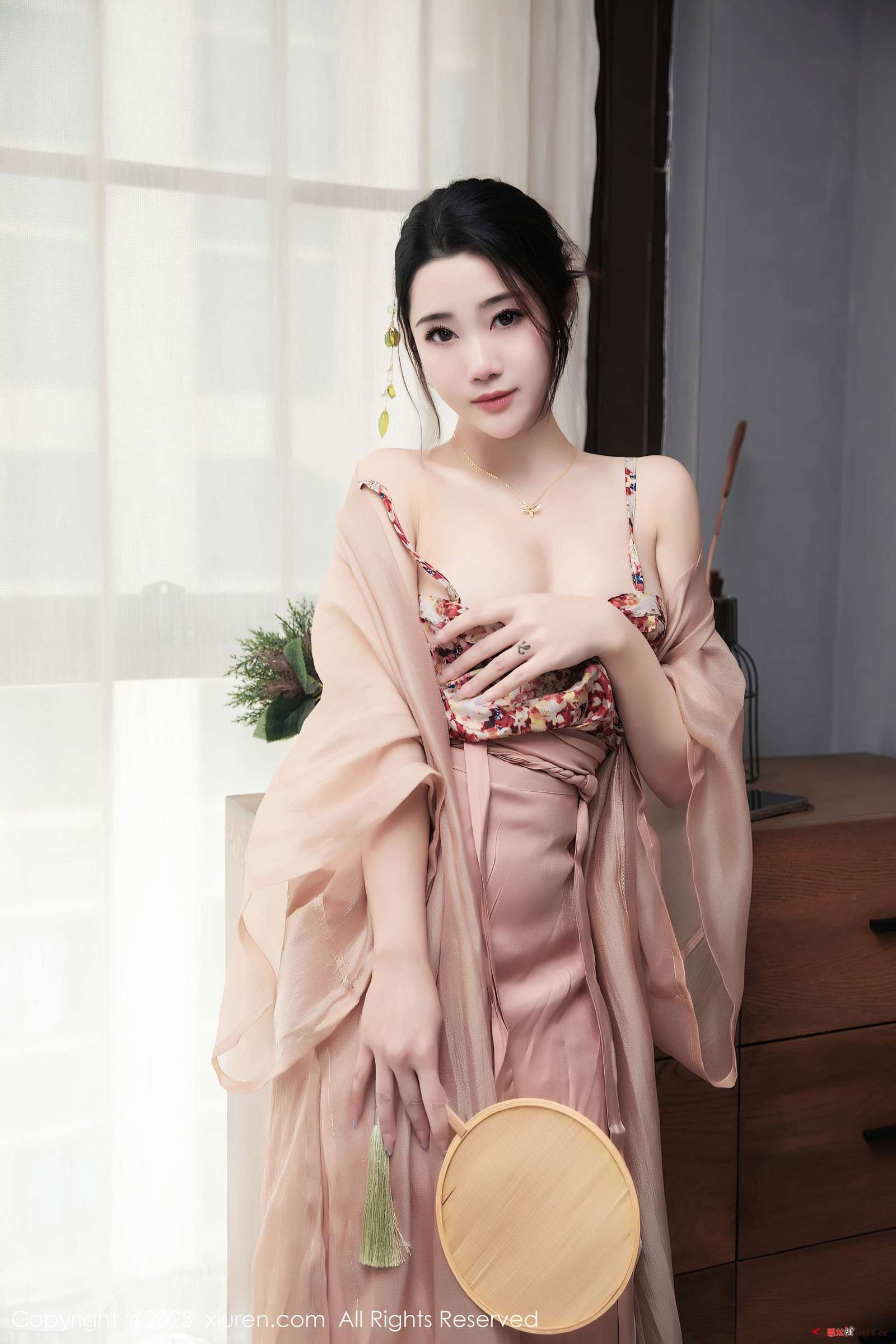 https://www.lss77.com/wp-content/uploads/2023/04/1682425786-d9f5e405a7f74ed-1600x2400.jpg