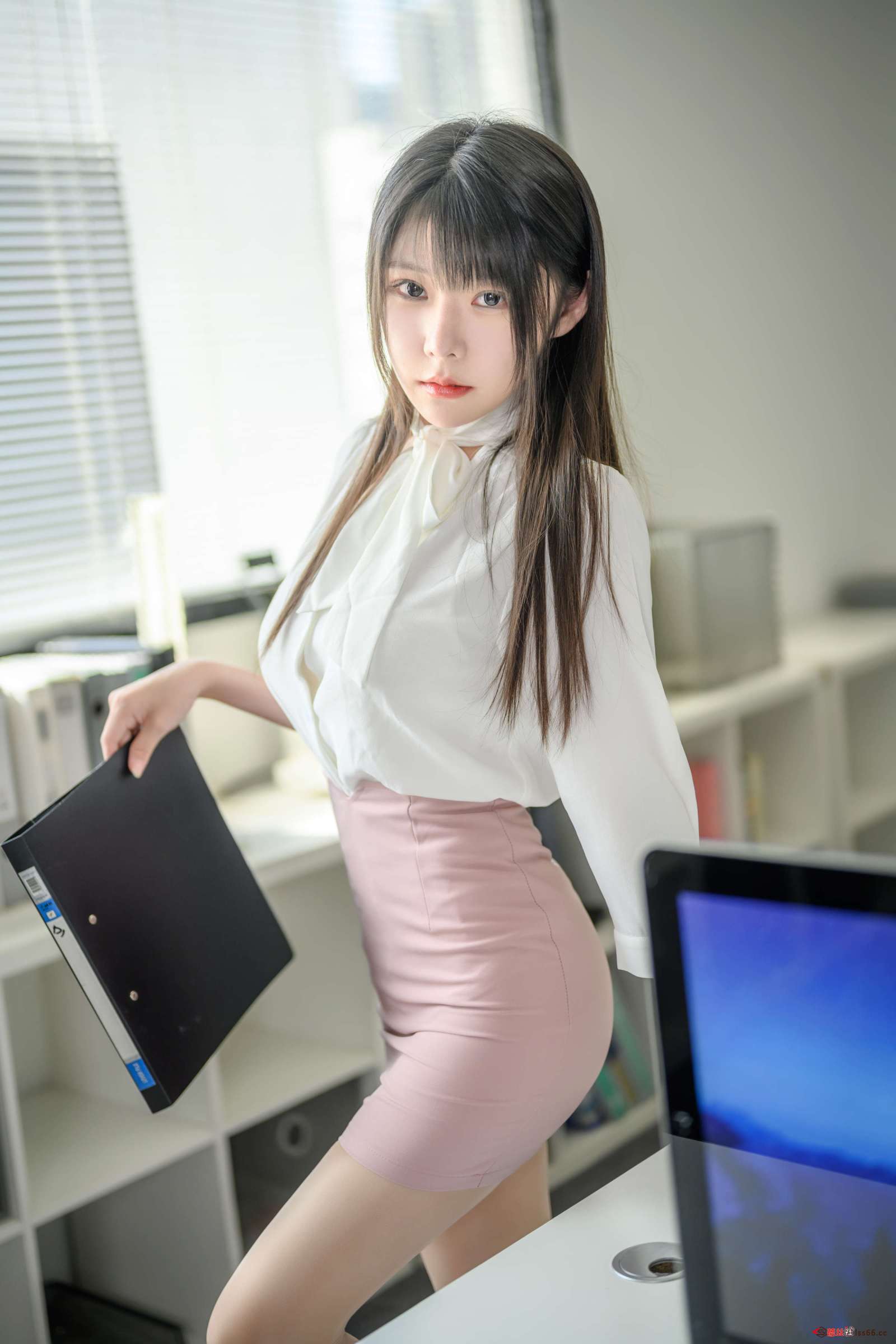 https://www.lss77.com/wp-content/uploads/2023/05/1683739725-7f8bb0fe8b33780-1600x2400.jpg