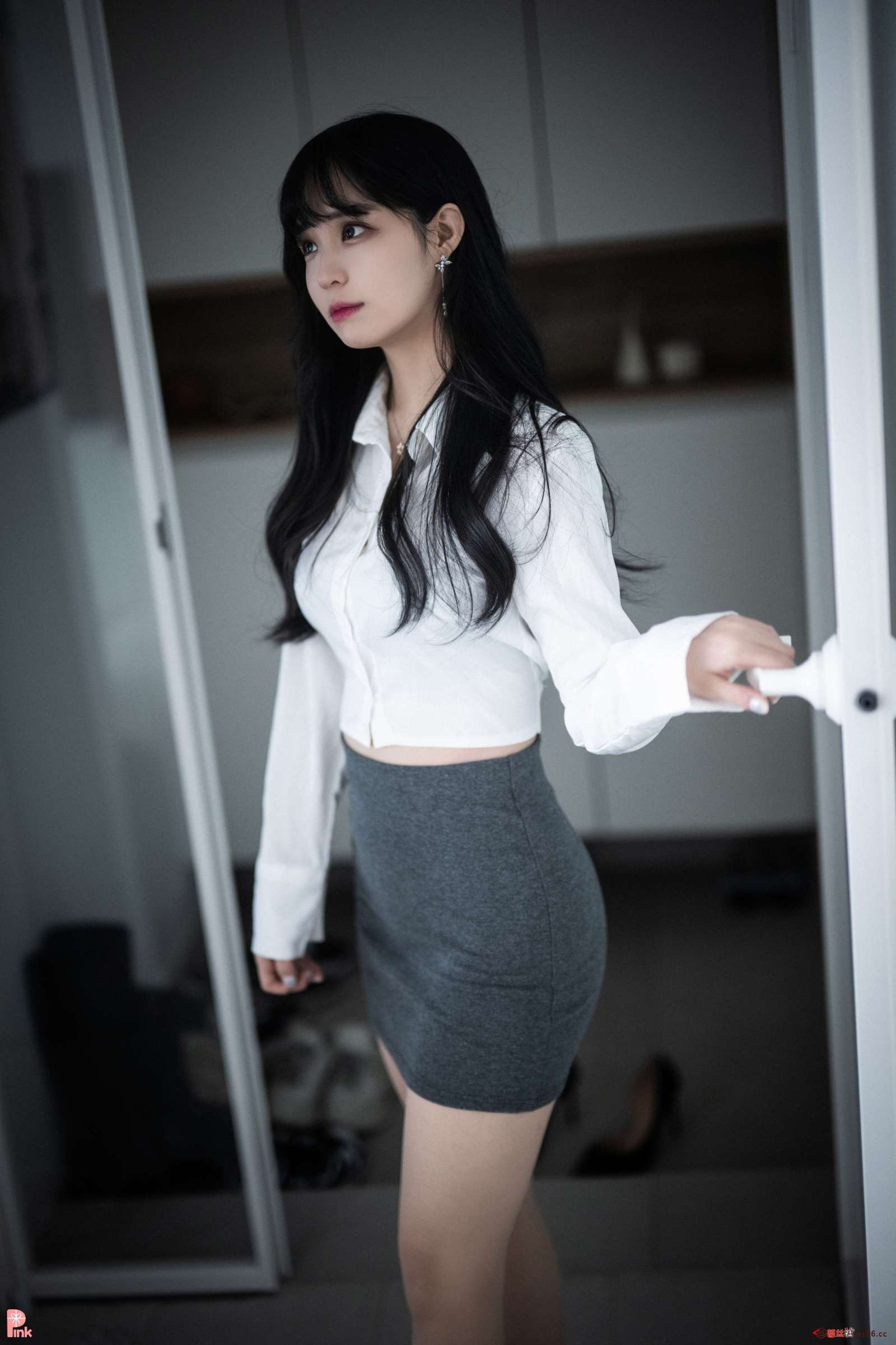 https://www.lss77.com/wp-content/uploads/2023/05/1683826835-dc5e819e186f11e-1600x2400.jpg