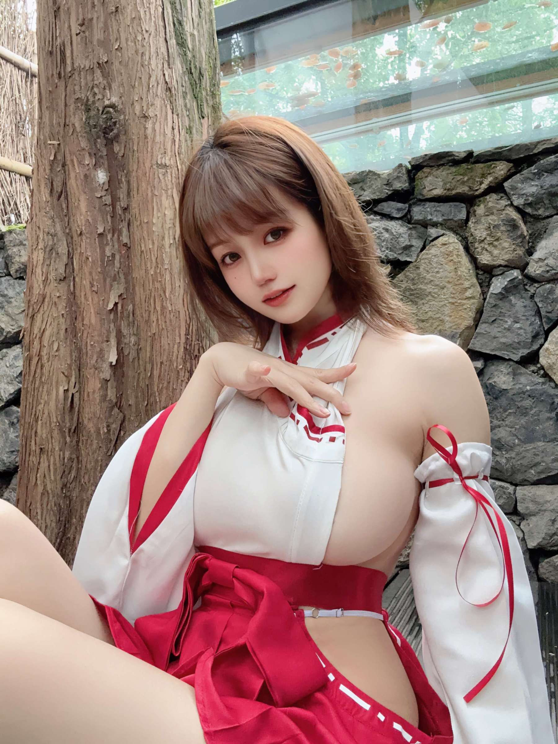 https://www.lss77.com/wp-content/uploads/2023/05/1684005993-540bd55a2cf295b-1800x2400.jpeg