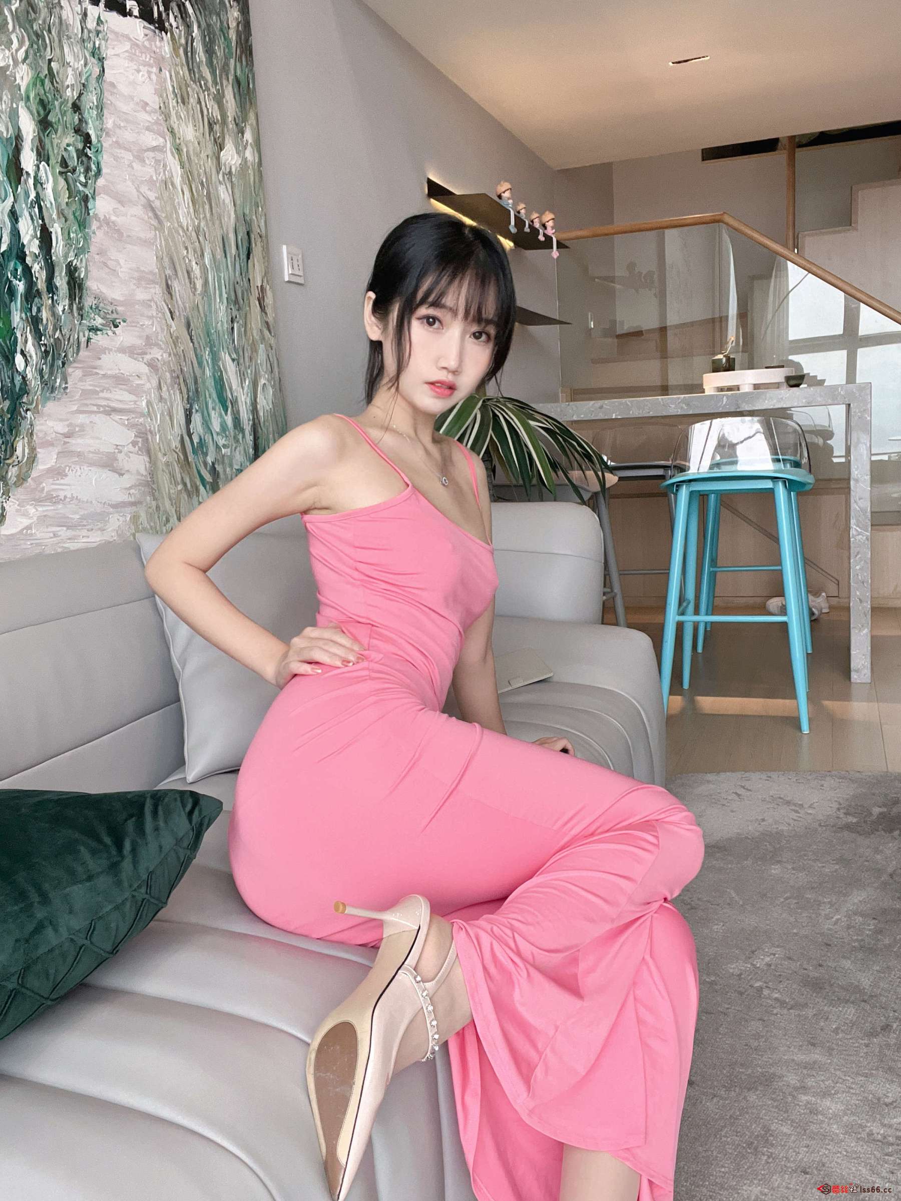 https://www.lss77.com/wp-content/uploads/2023/05/1684779657-37693cfc748049e-1800x2400.jpg