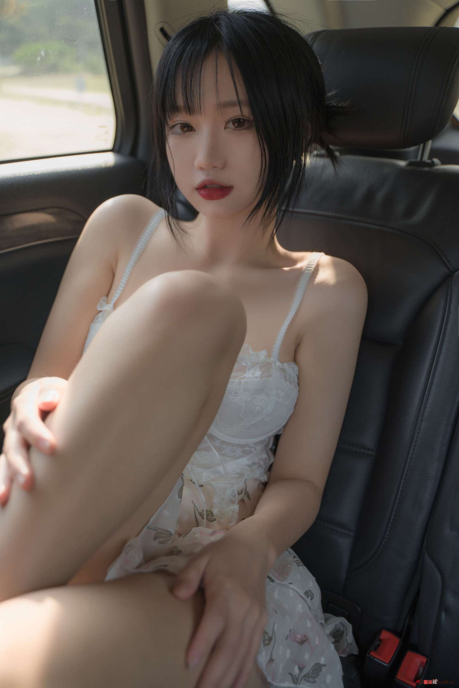 https://www.lss77.com/wp-content/uploads/2023/05/1685012645-6858fb45a3d3aef-1600x2400.jpg