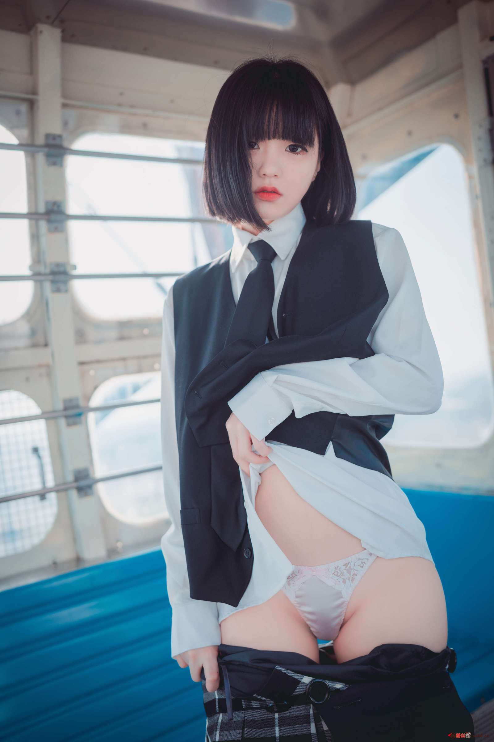 https://www.lss77.com/wp-content/uploads/2023/05/1685211660-8a68db05bb4617c-1600x2400.jpg