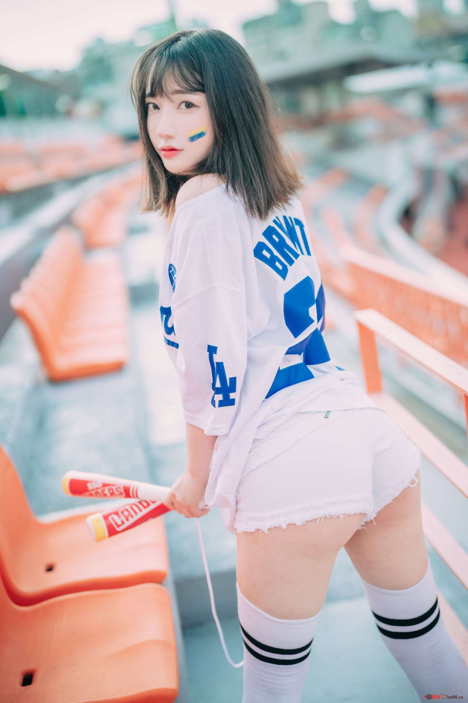 https://www.lss77.com/wp-content/uploads/2023/05/1685383860-540bd55a2cf295b-1600x2400.jpg