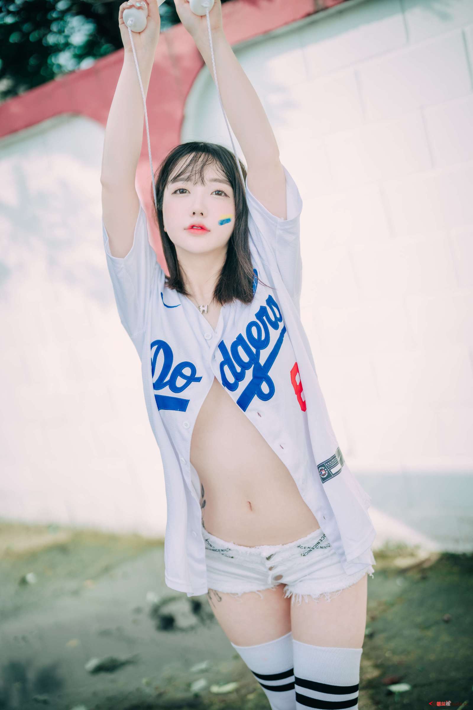 https://www.lss77.com/wp-content/uploads/2023/05/1685384252-47f91082e4cc7d6-1600x2400.jpg