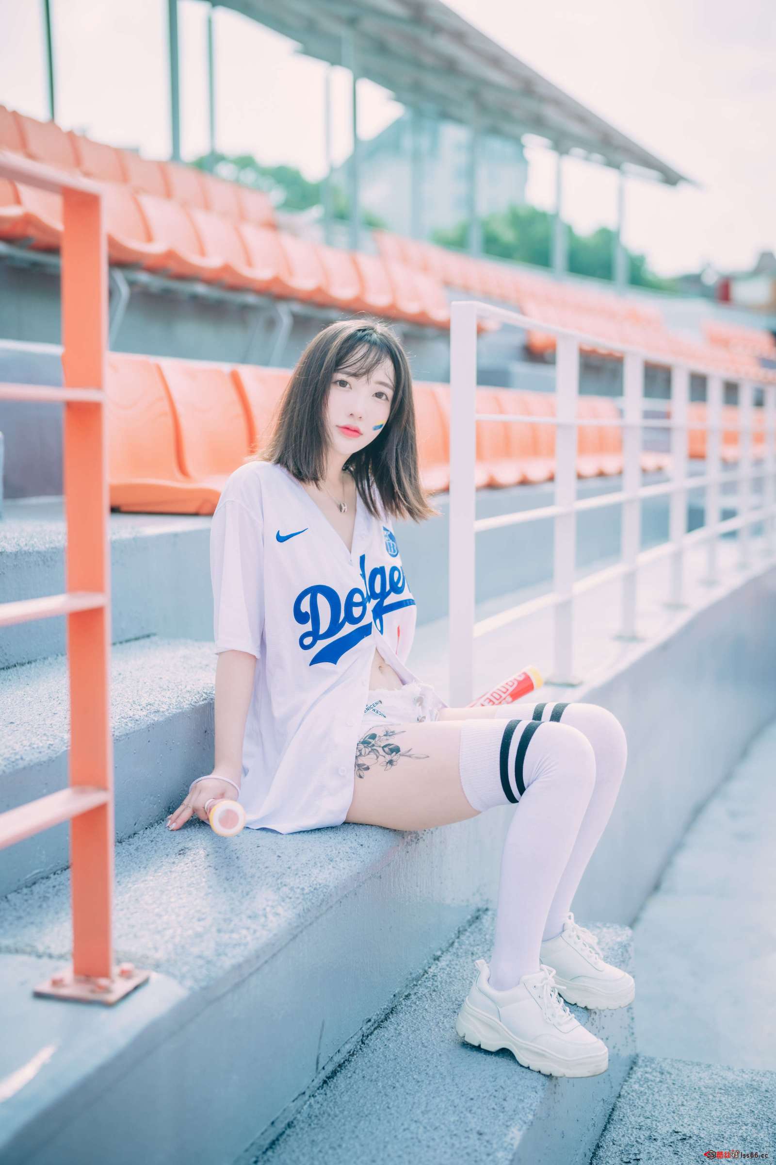 https://www.lss77.com/wp-content/uploads/2023/05/1685384367-5c085a3a870d577-1600x2400.jpg