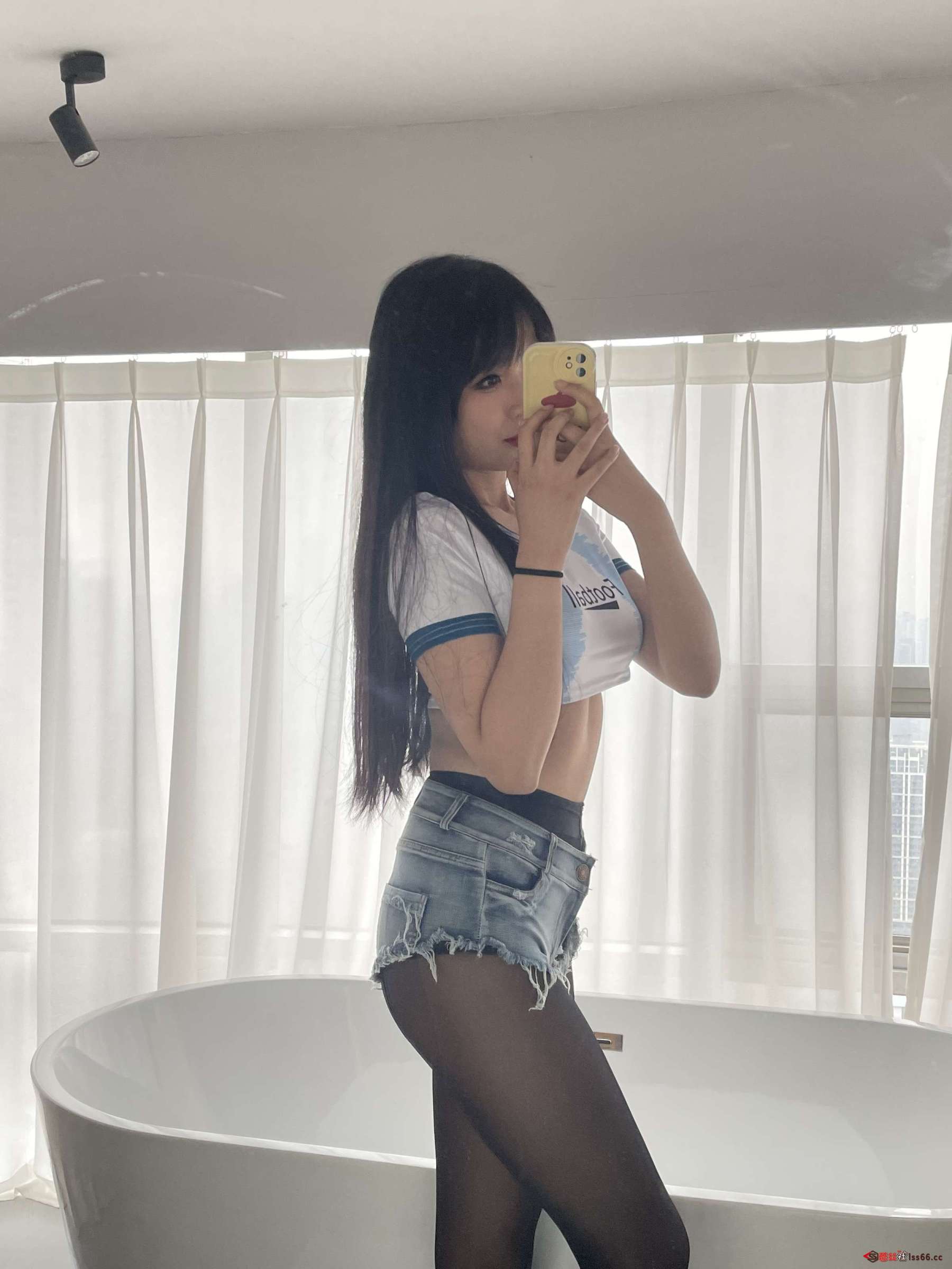 https://www.lss77.com/wp-content/uploads/2023/06/1685900018-028f7ee9eb0c099-1800x2400.jpg