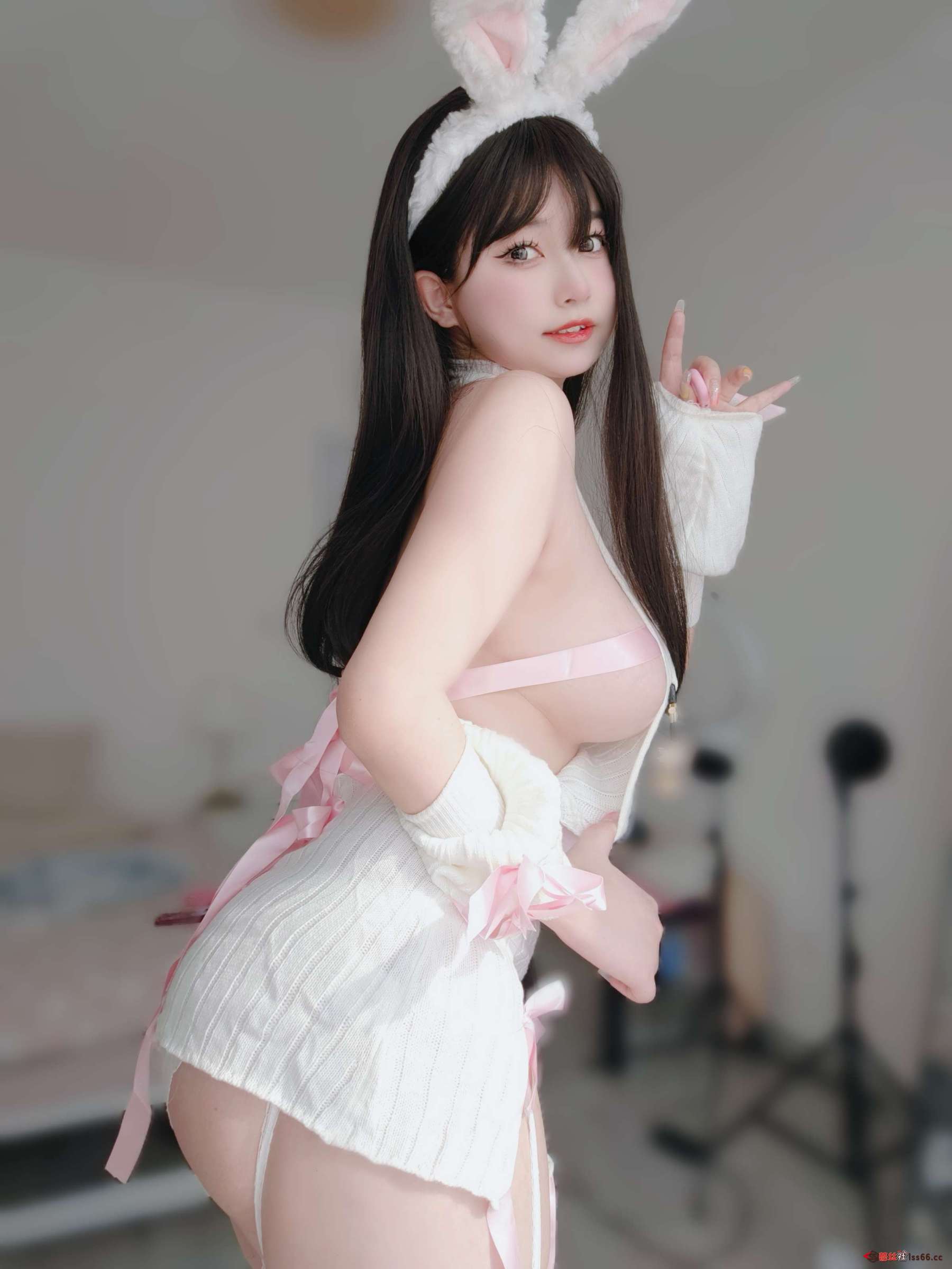 https://www.lss77.com/wp-content/uploads/2023/06/1686246818-95b3019deacb238-1800x2400.jpeg