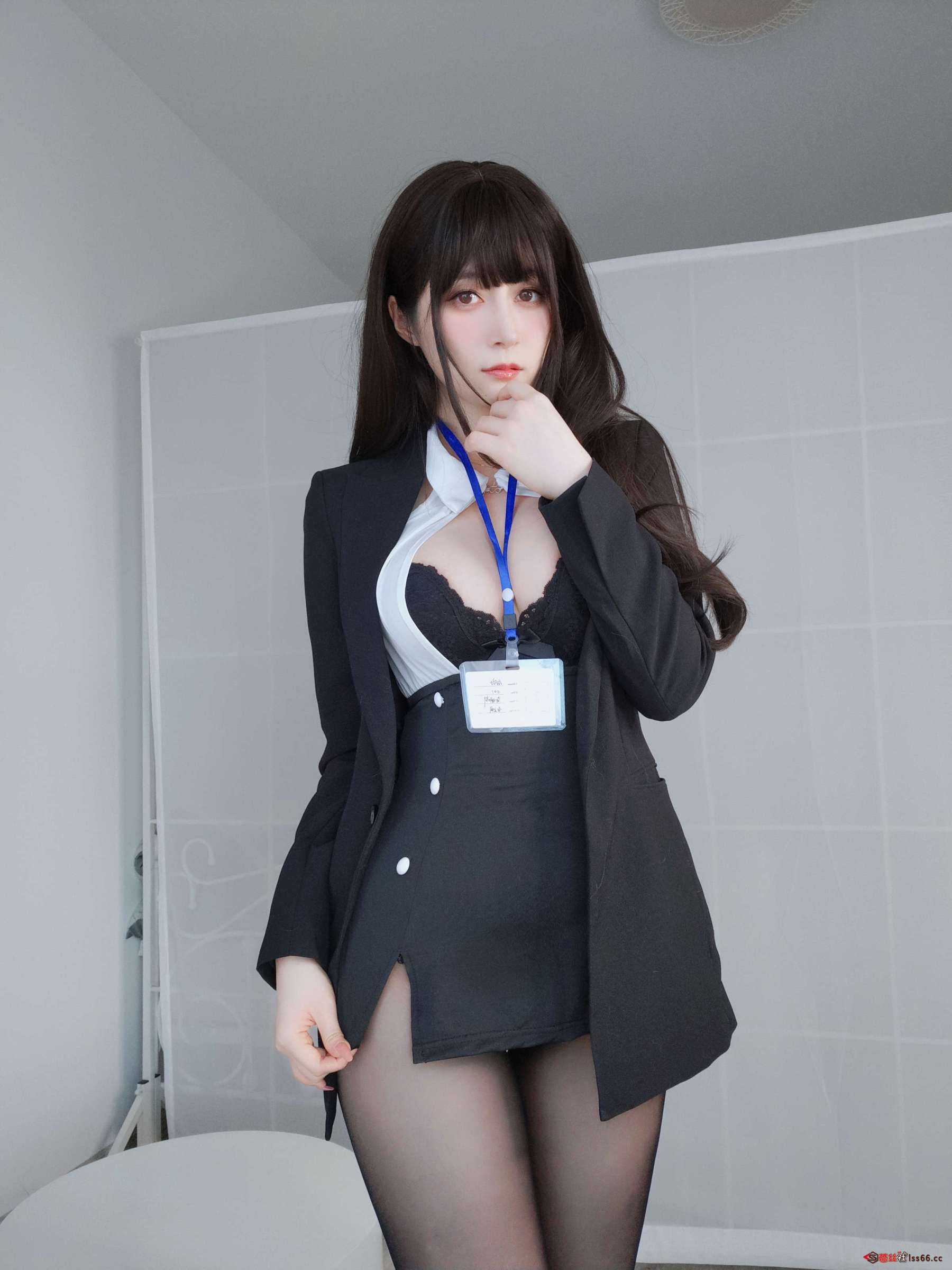 https://www.lss77.com/wp-content/uploads/2023/06/1686359272-3994f23bfb2b899-1800x2400.jpg