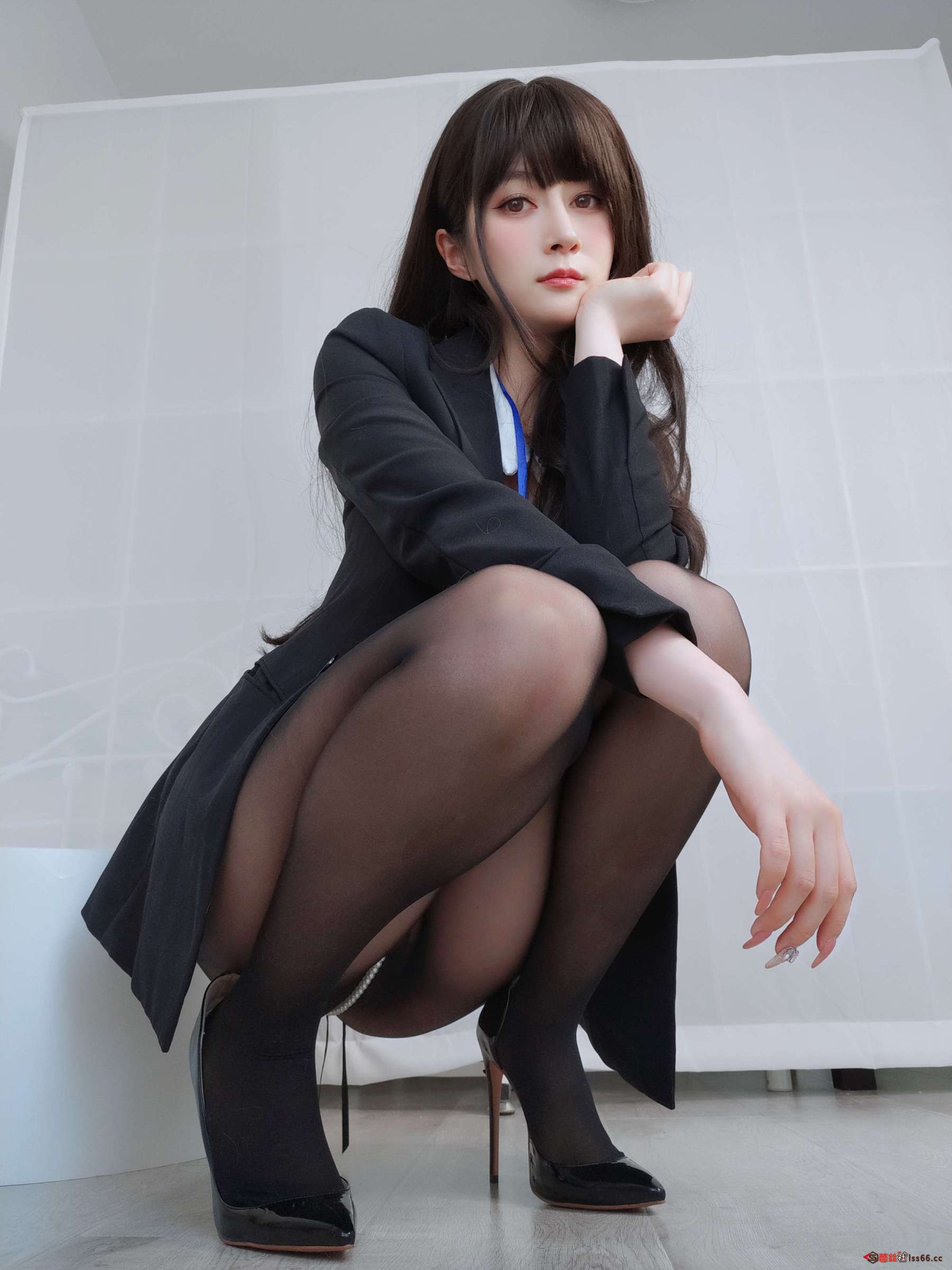 https://www.lss77.com/wp-content/uploads/2023/06/1686359730-c8ffe9a587b126f-1800x2400.jpg