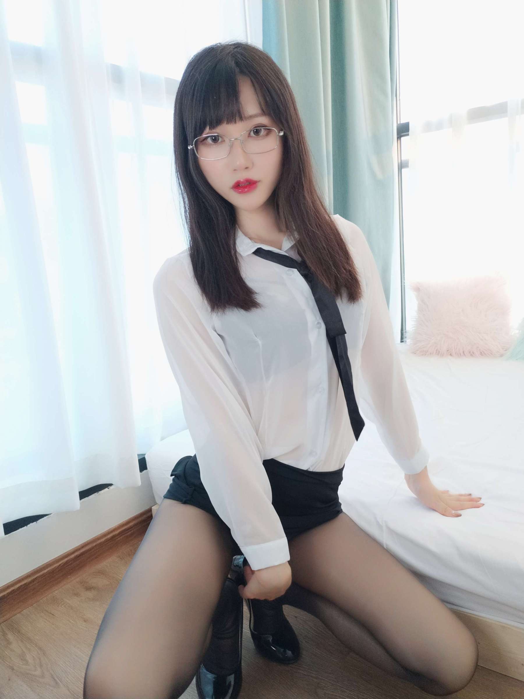 https://www.lss77.com/wp-content/uploads/2023/06/1686467287-a3458cbbcc333c5-1800x2400.jpg