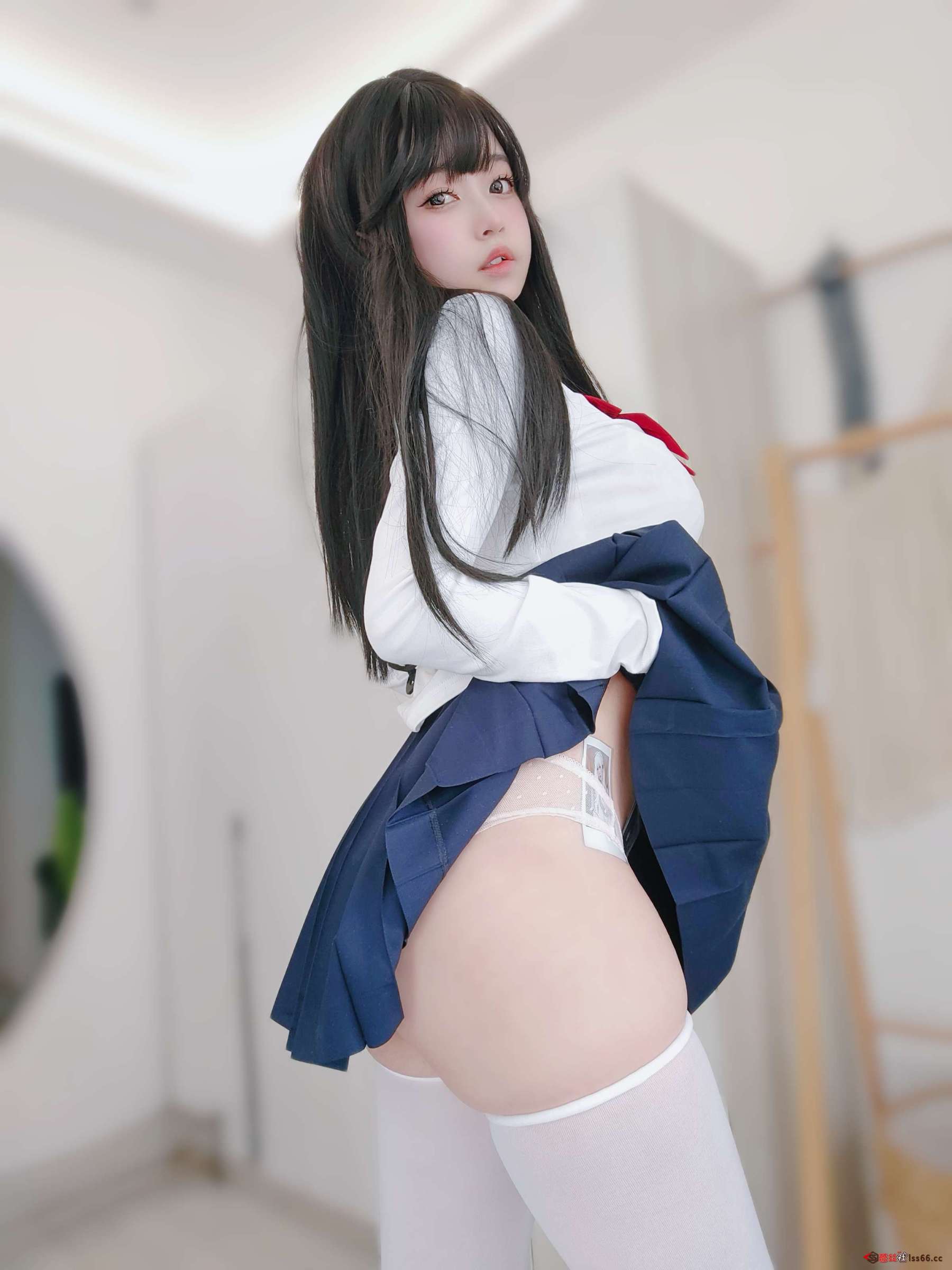 https://www.lss77.com/wp-content/uploads/2023/06/1686467519-31c8f1568c7dd69-1800x2400.jpeg