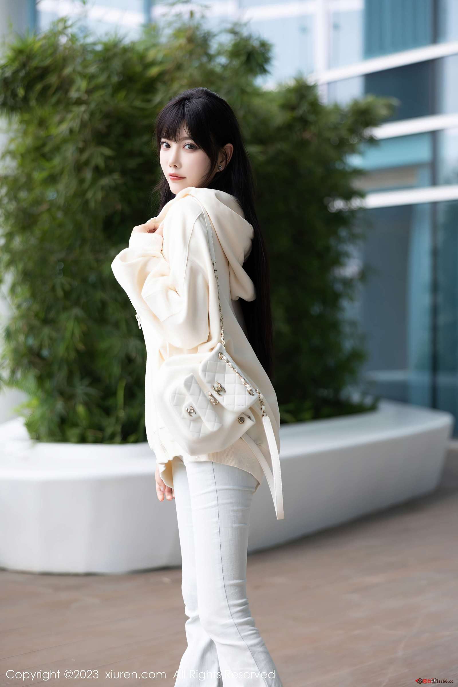 https://www.lss77.com/wp-content/uploads/2023/06/1686569889-25bbdcd06c32d47-1600x2400.jpg