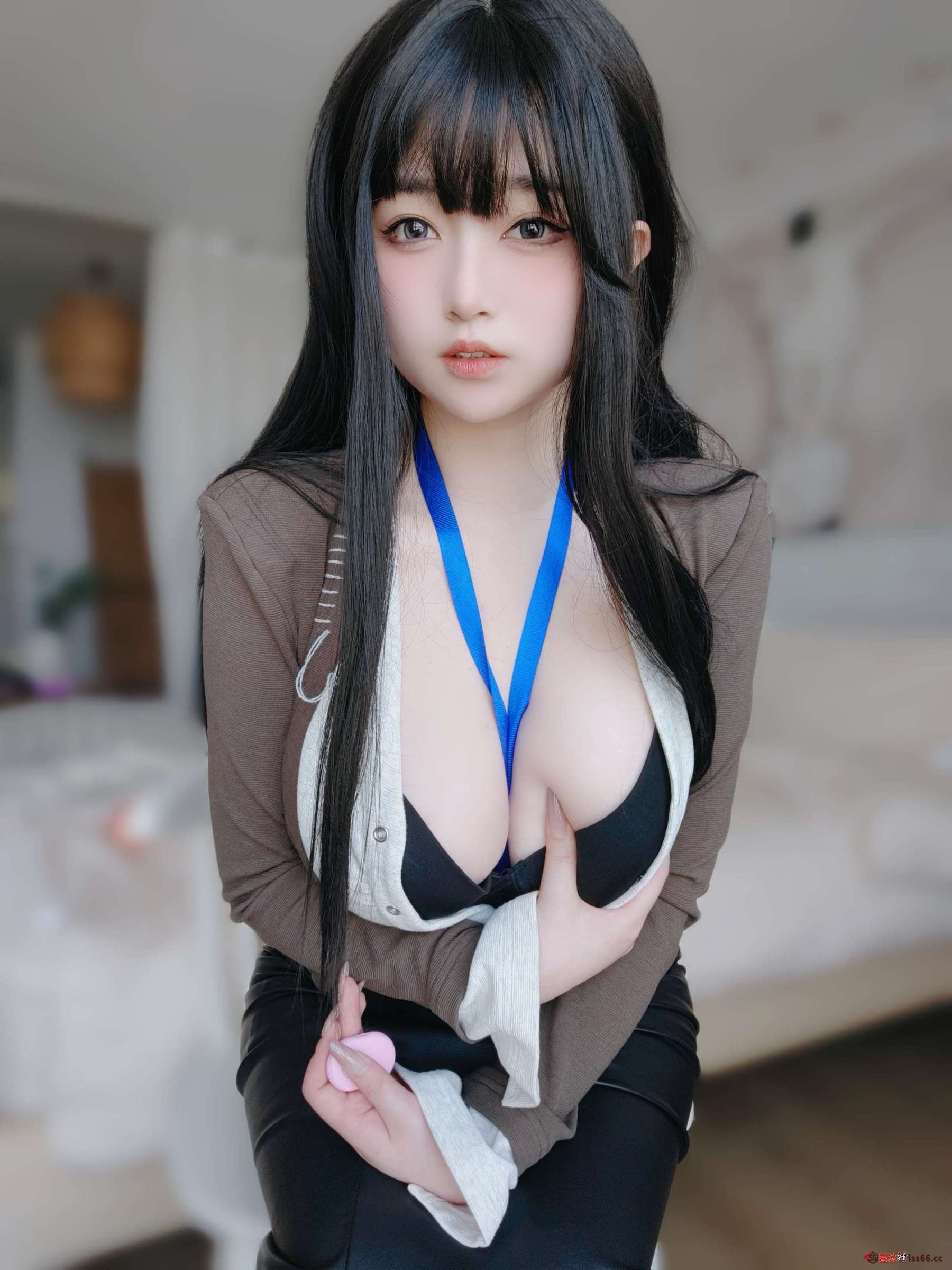 https://www.lss77.com/wp-content/uploads/2023/06/1686574493-84eb13cfed01764-1800x2400.jpeg