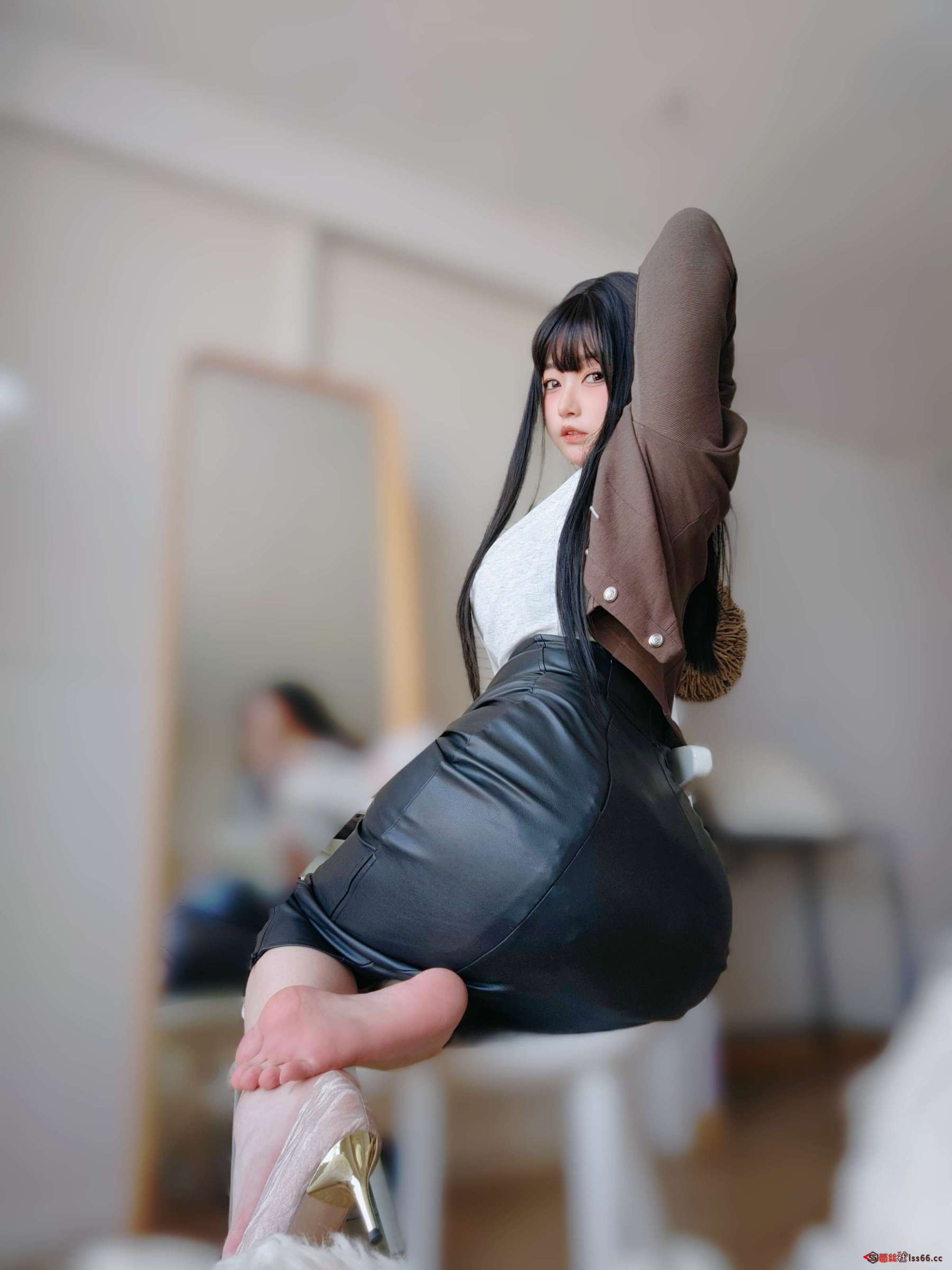 https://www.lss77.com/wp-content/uploads/2023/06/1686574807-2f1ee6251bc23a0-1800x2400.jpeg