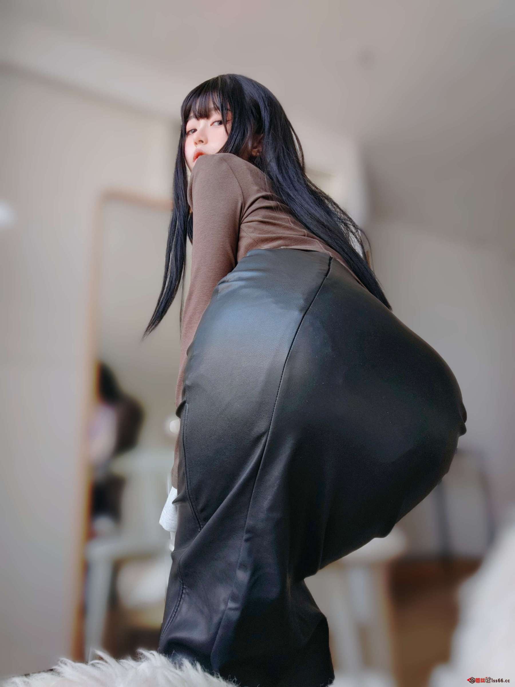https://www.lss77.com/wp-content/uploads/2023/06/1686574816-e46d0ac1f15ac7d-1800x2400.jpeg