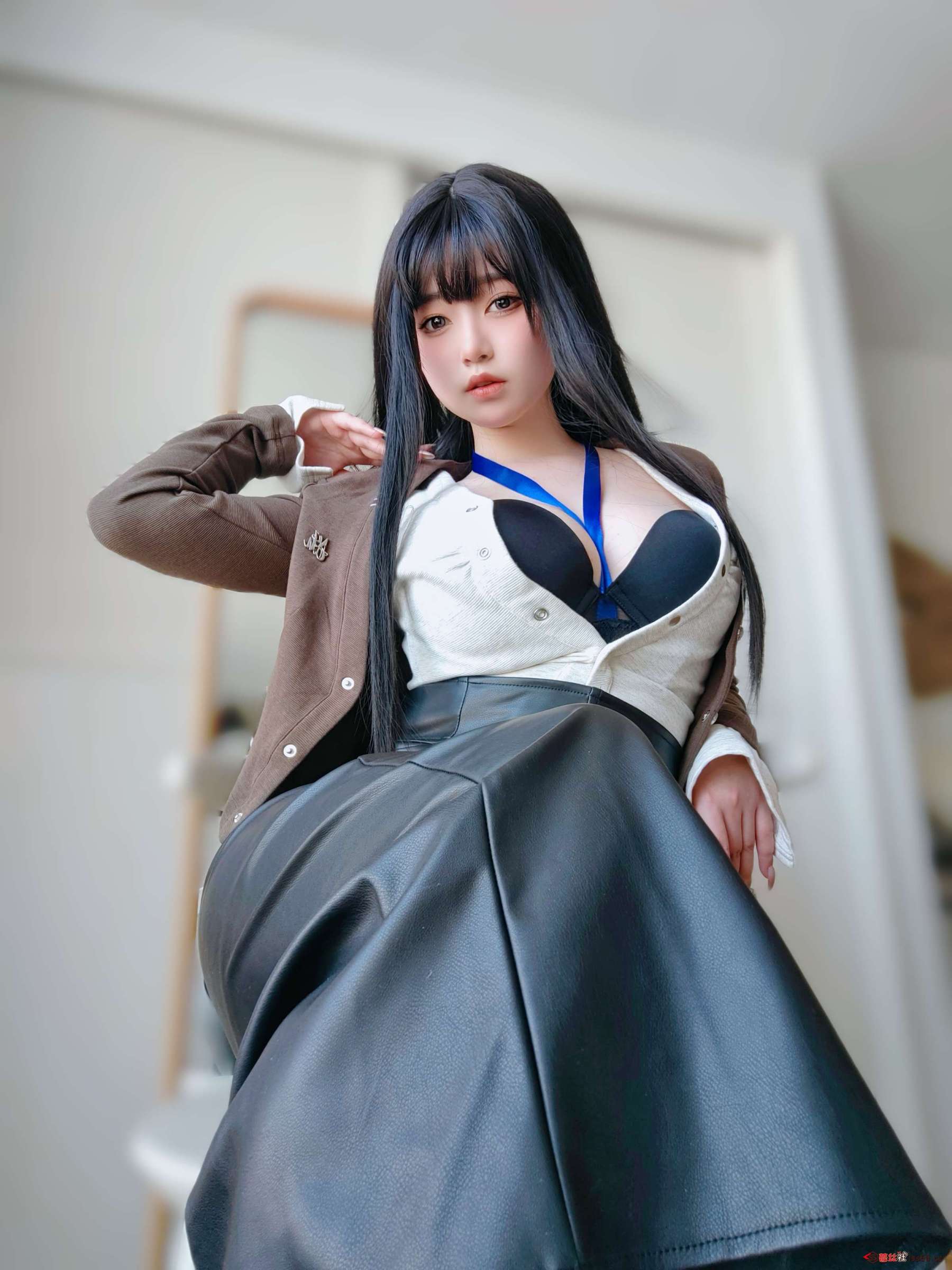 https://www.lss77.com/wp-content/uploads/2023/06/1686574863-b7923fe9afe7142-1800x2400.jpeg