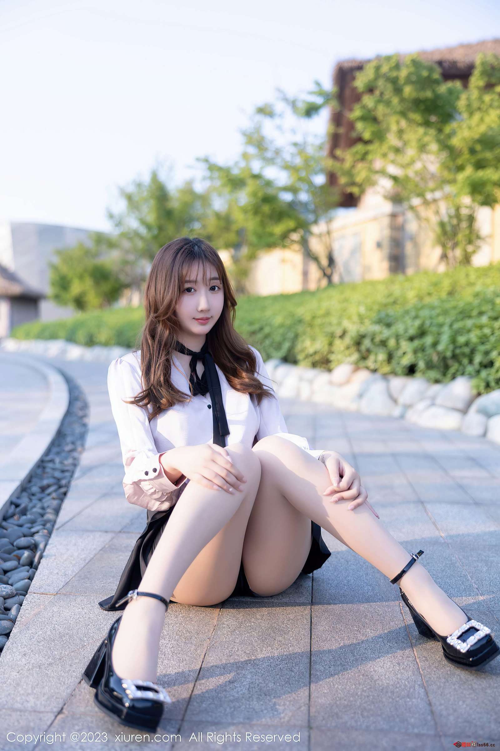 https://www.lss77.com/wp-content/uploads/2023/06/1686733542-926abae84a4bd33-1600x2400.jpg