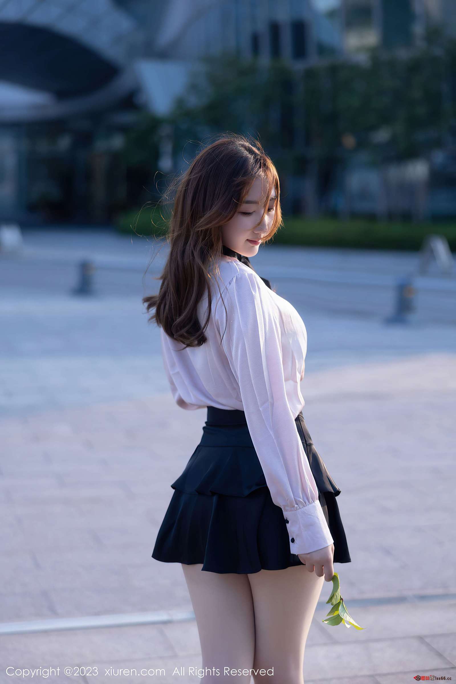 https://www.lss77.com/wp-content/uploads/2023/06/1686733733-540bd55a2cf295b-1600x2400.jpg